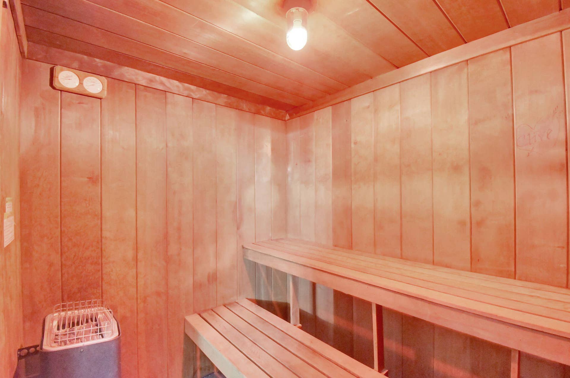 3015 N Ocean Boulevard, #17B, Fort Lauderdale, FL 33308 sauna