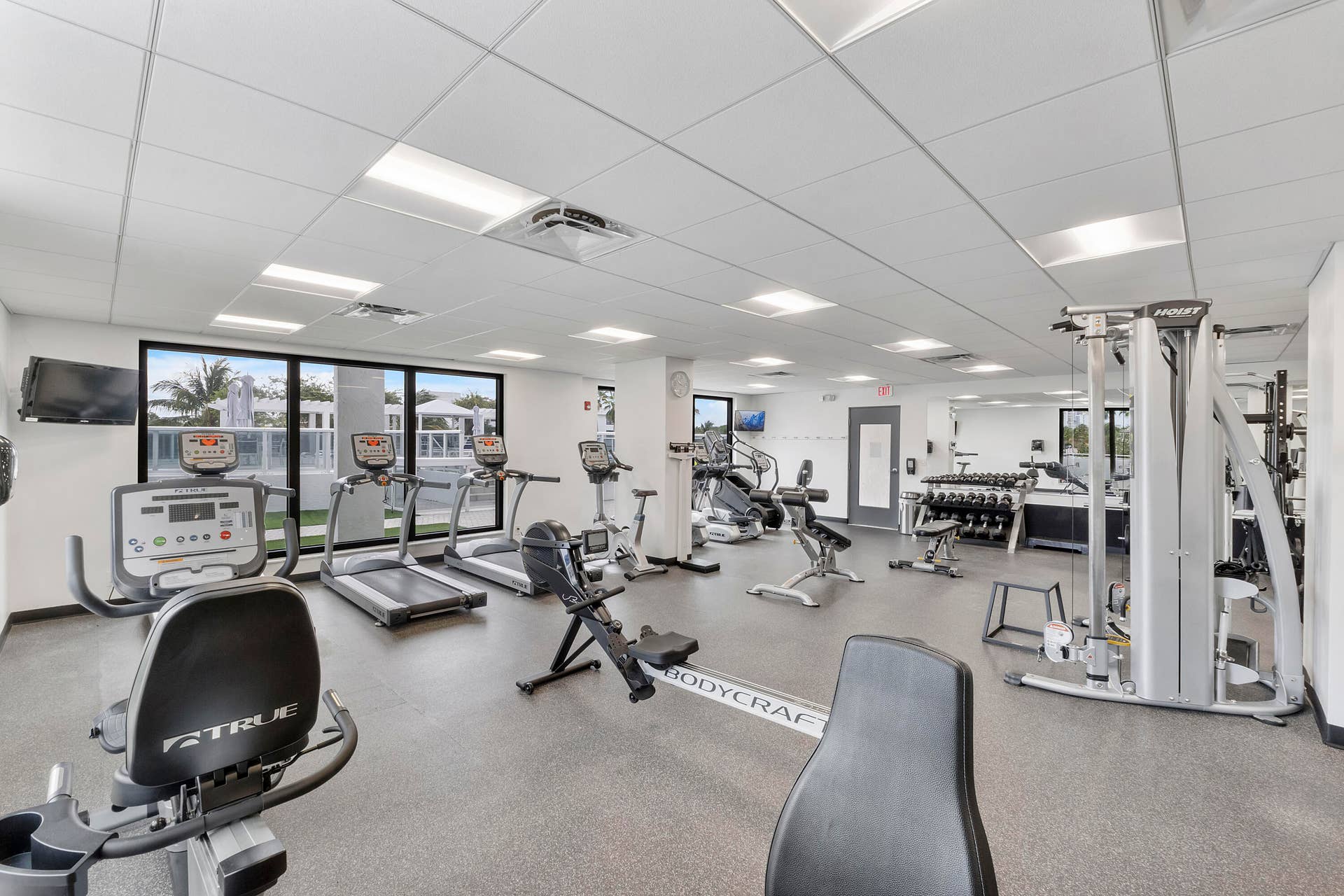 3015 N Ocean Boulevard, #17B, Fort Lauderdale, FL 33308 fitness center