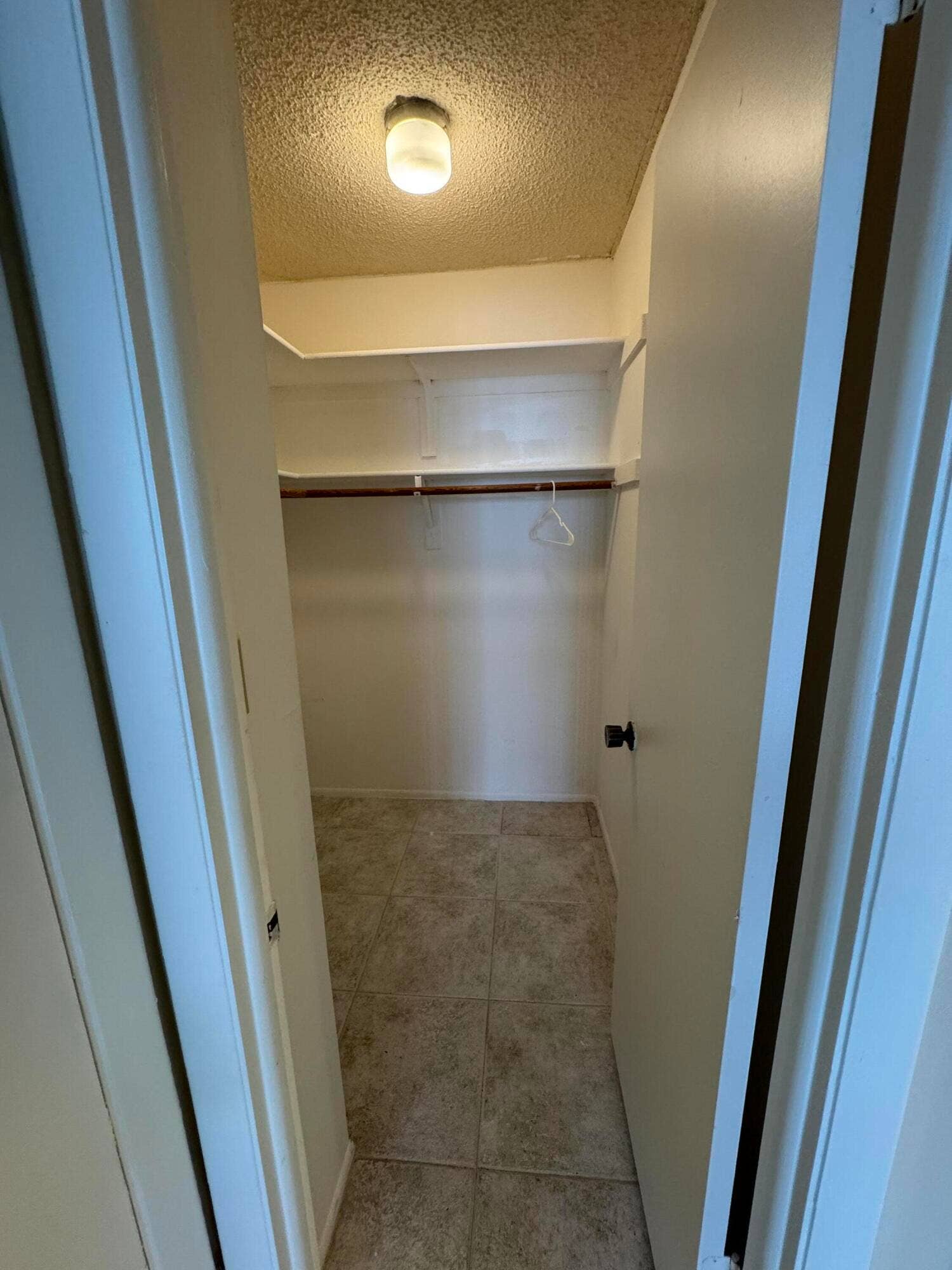 3015 N Ocean Boulevard, #17B, Fort Lauderdale, FL 33308 closet