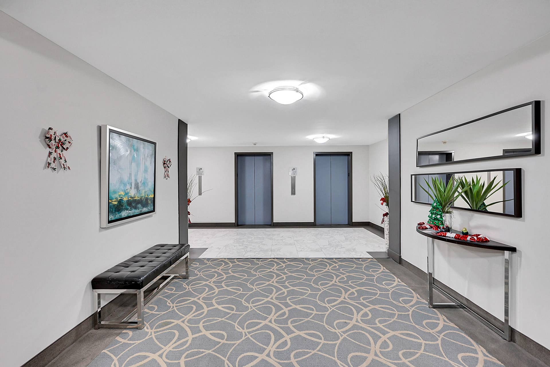 3015 N Ocean Boulevard, #17B, Fort Lauderdale, FL 33308 Hallway