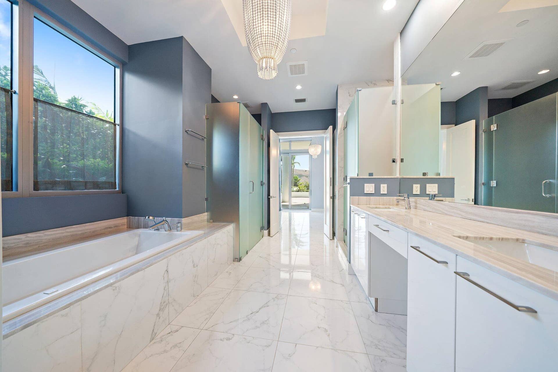 1 Water Club Way, #301, North Palm Beach, FL 33408 069-1WaterClubWay-301-NorthPalmBeach-SMA