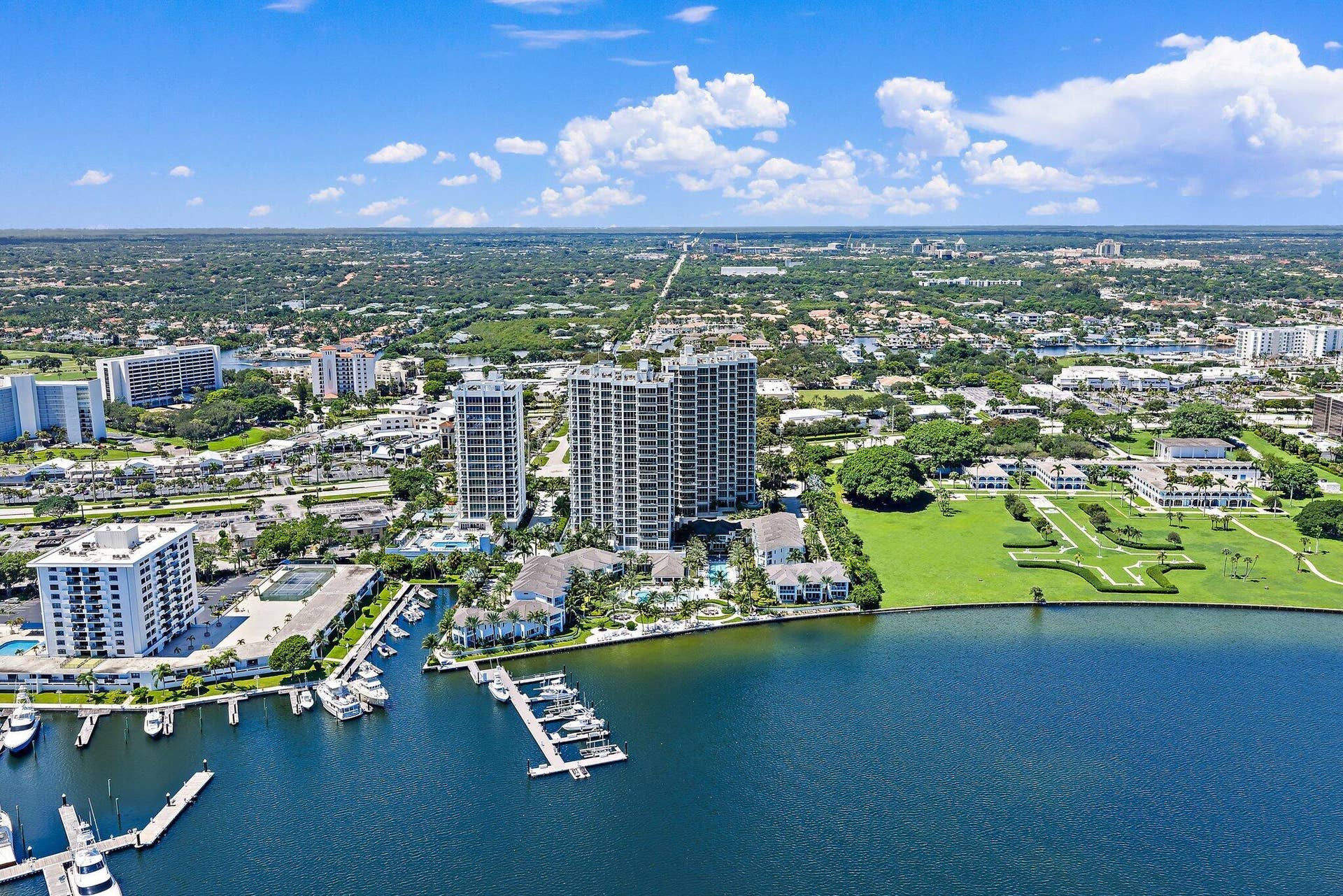 1 Water Club Way, #301, North Palm Beach, FL 33408 001-1WaterClubWay-301-NorthPalmBeach-SMA