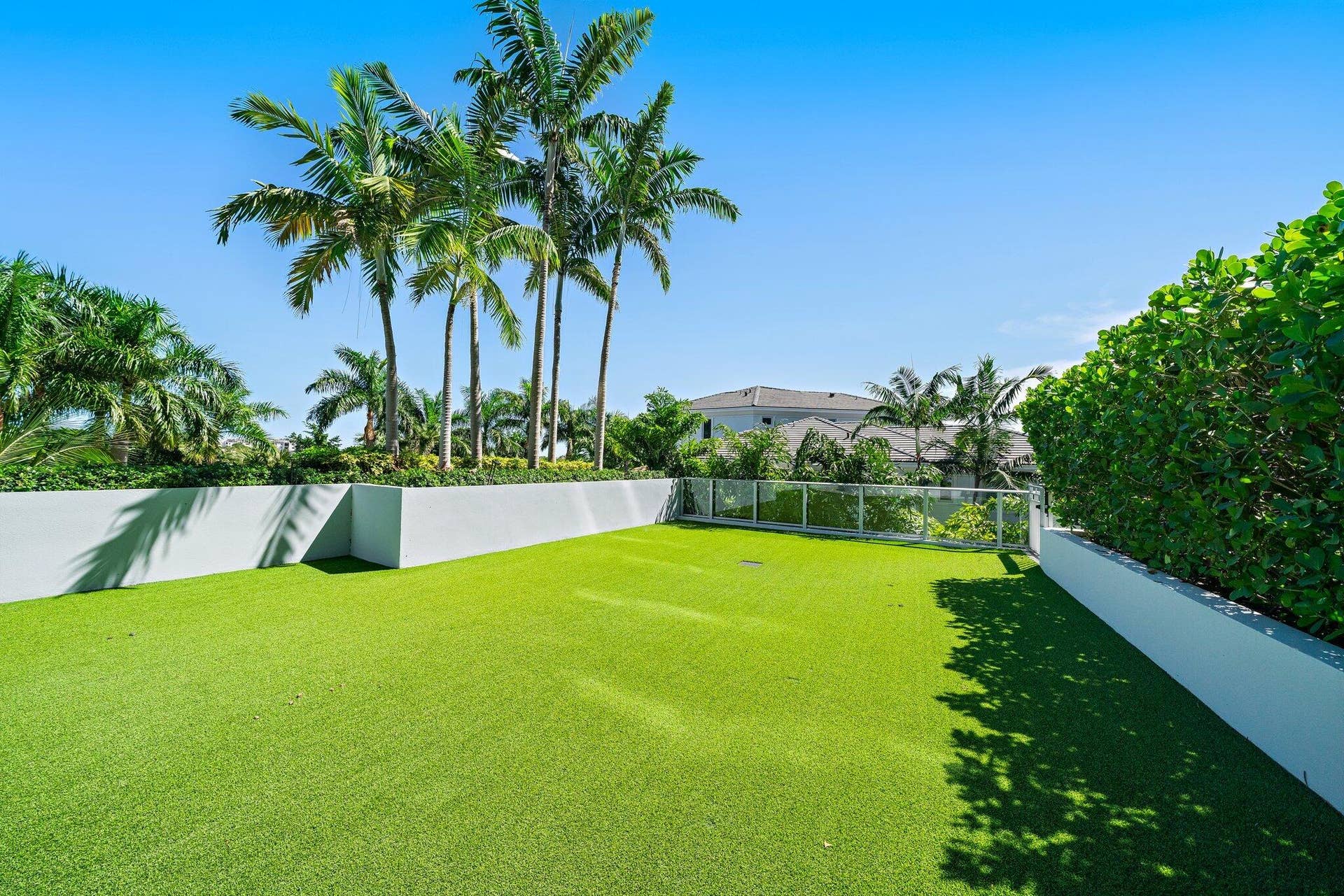 1 Water Club Way, #301, North Palm Beach, FL 33408 102-1WaterClubWay-301-NorthPalmBeach-SMA