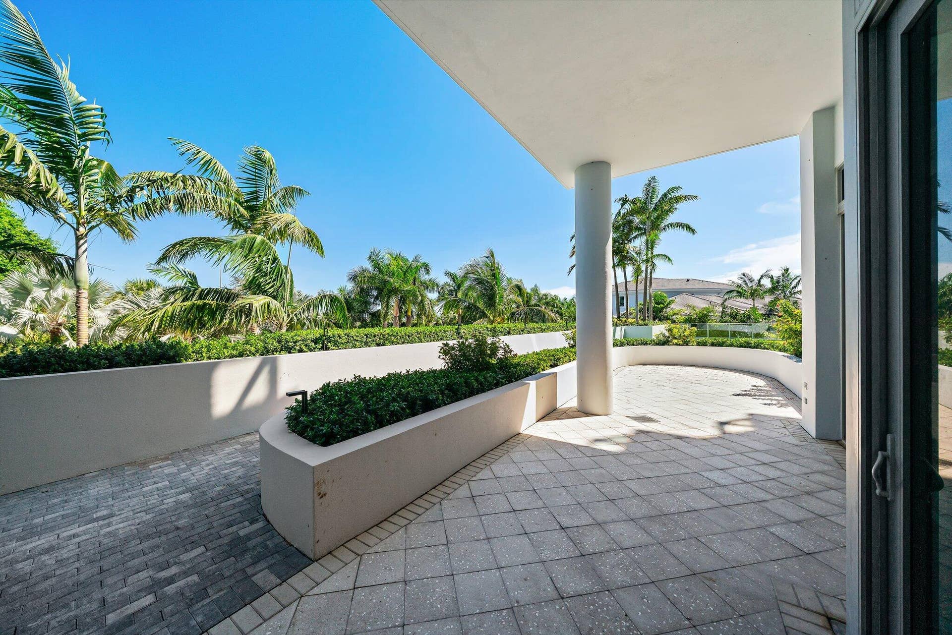 1 Water Club Way, #301, North Palm Beach, FL 33408 091-1WaterClubWay-301-NorthPalmBeach-SMA