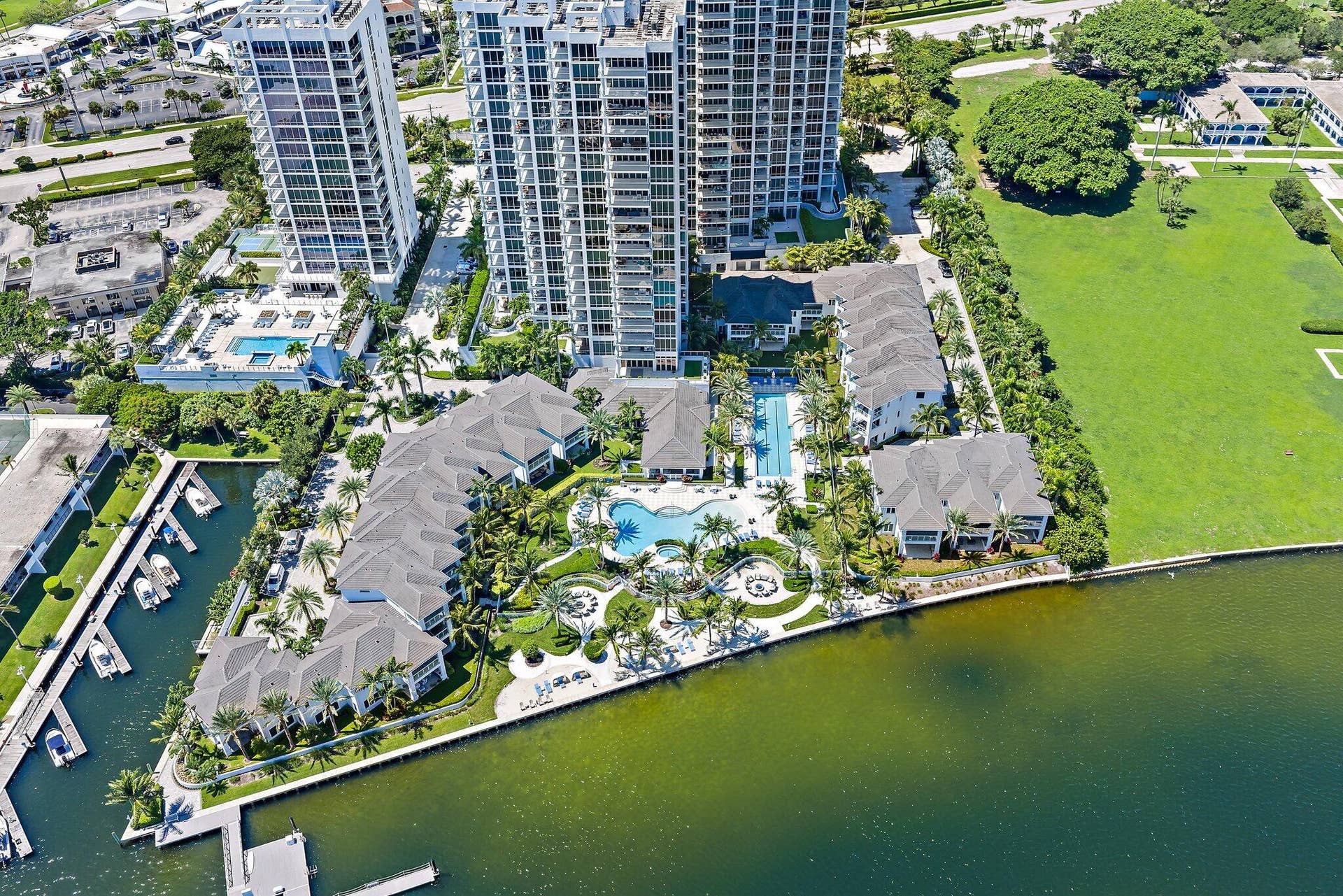 1 Water Club Way, #301, North Palm Beach, FL 33408 035-1WaterClubWay-301-NorthPalmBeach-SMA