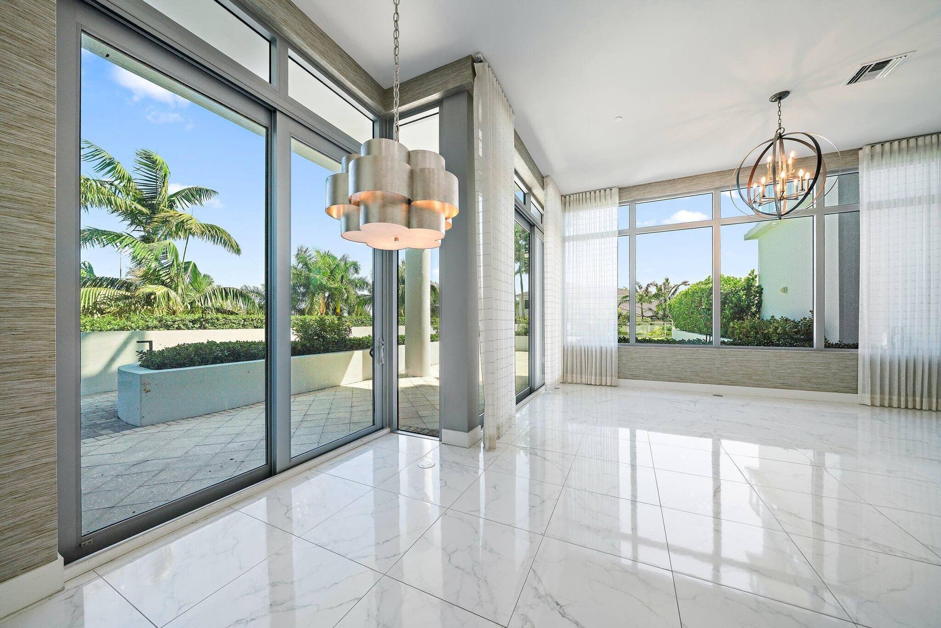1 Water Club Way, #301, North Palm Beach, FL 33408 060-1WaterClubWay-301-NorthPalmBeach-SMA