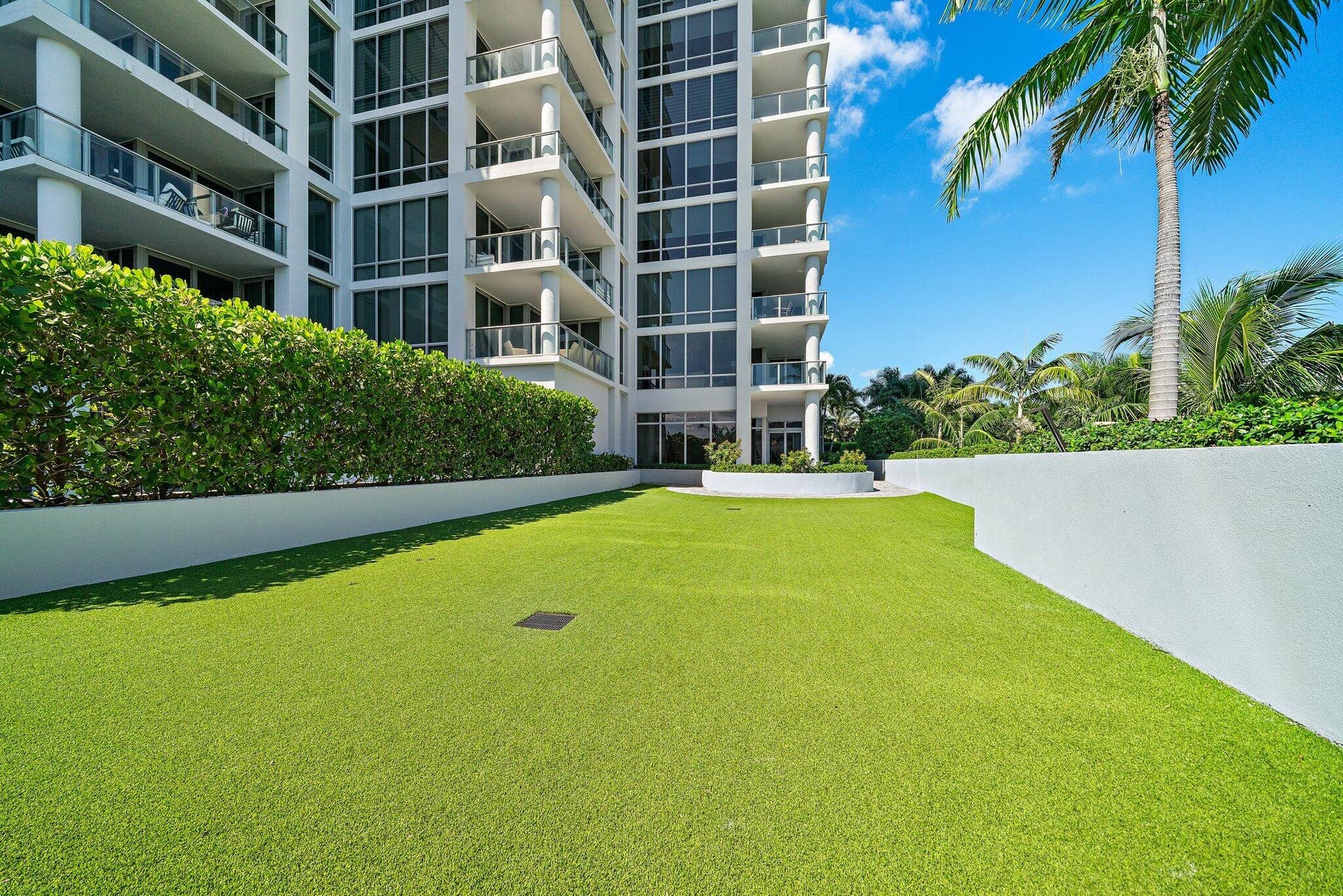 1 Water Club Way, #301, North Palm Beach, FL 33408 105-1WaterClubWay-301-NorthPalmBeach-SMA