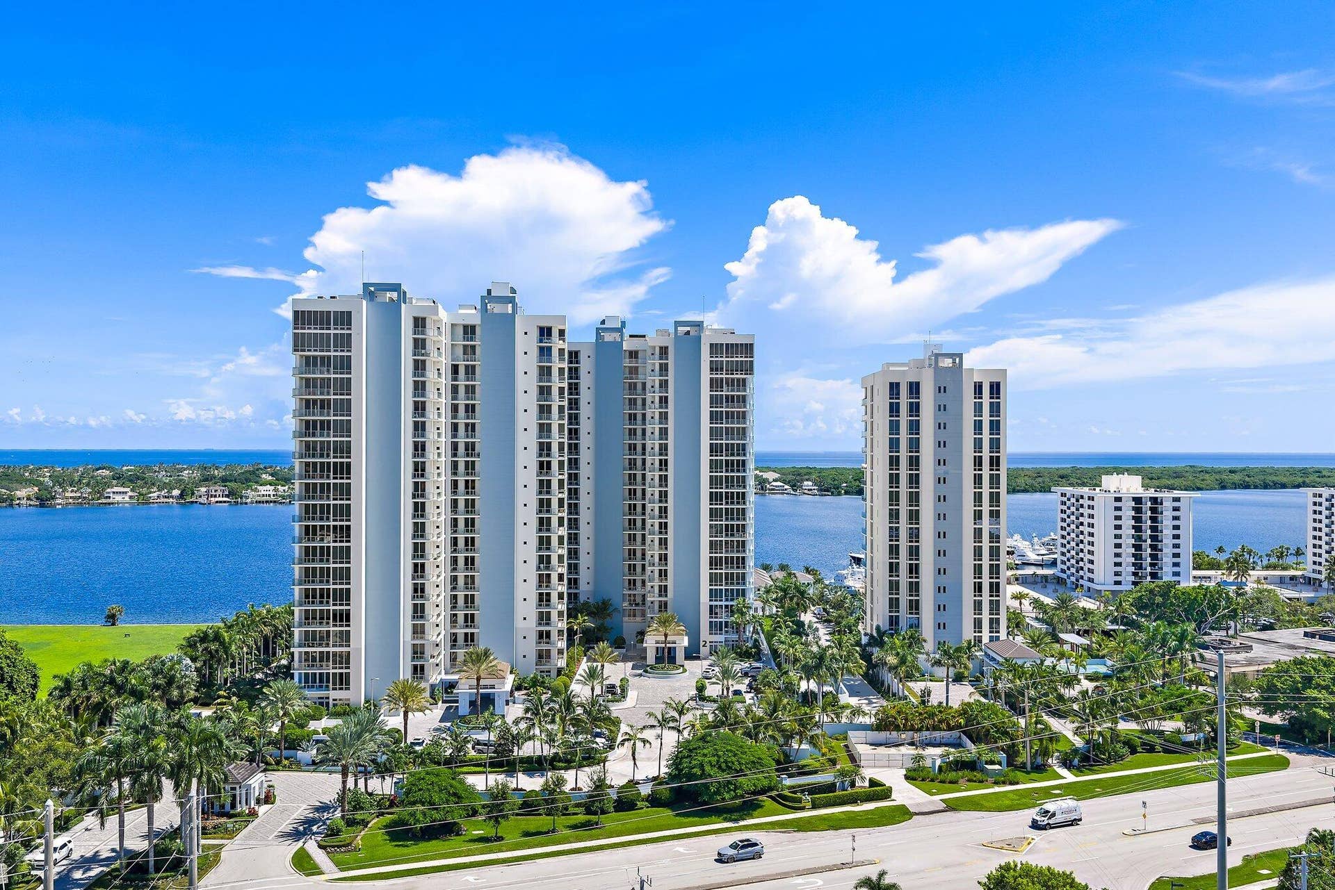 1 Water Club Way, #301, North Palm Beach, FL 33408 018-1WaterClubWay-301-NorthPalmBeach-SMA