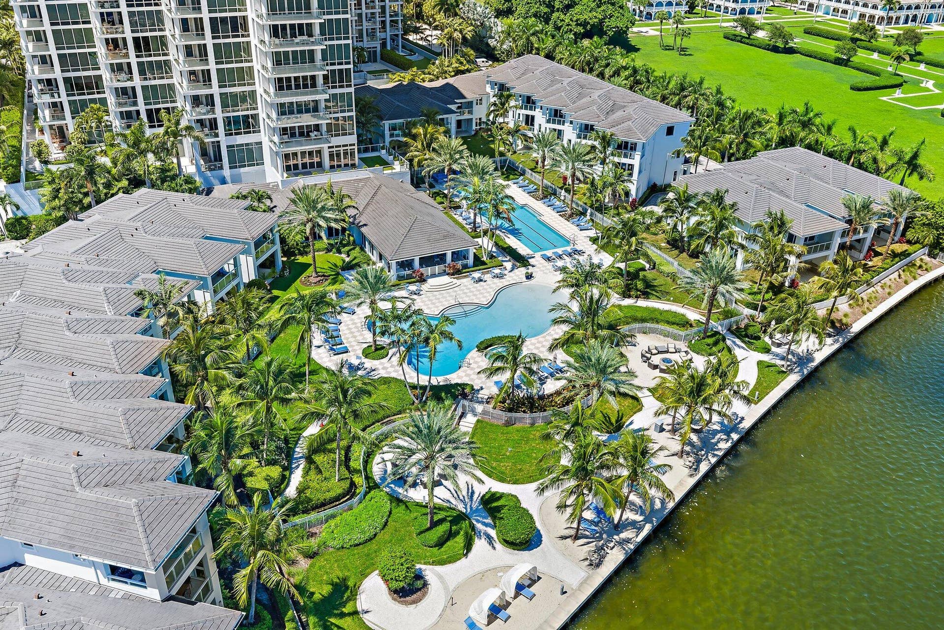 1 Water Club Way, #301, North Palm Beach, FL 33408 030-1WaterClubWay-301-NorthPalmBeach-SMA