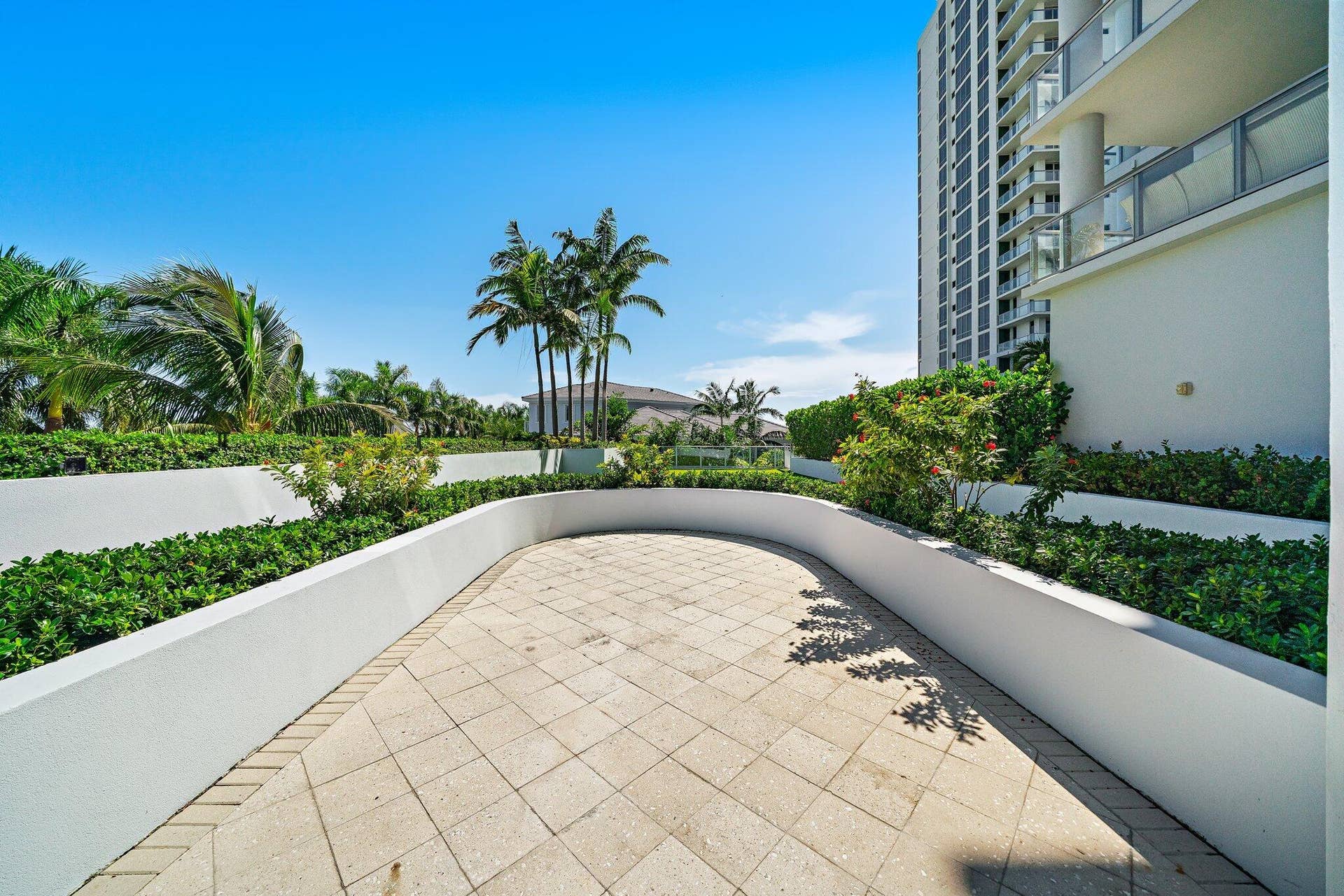 1 Water Club Way, #301, North Palm Beach, FL 33408 095-1WaterClubWay-301-NorthPalmBeach-SMA