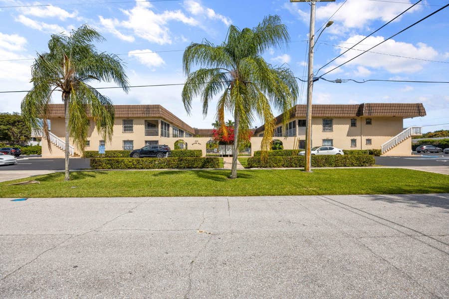 Property photo for 342 SOUTHWIND Drive, #102, North Palm Beach, FL