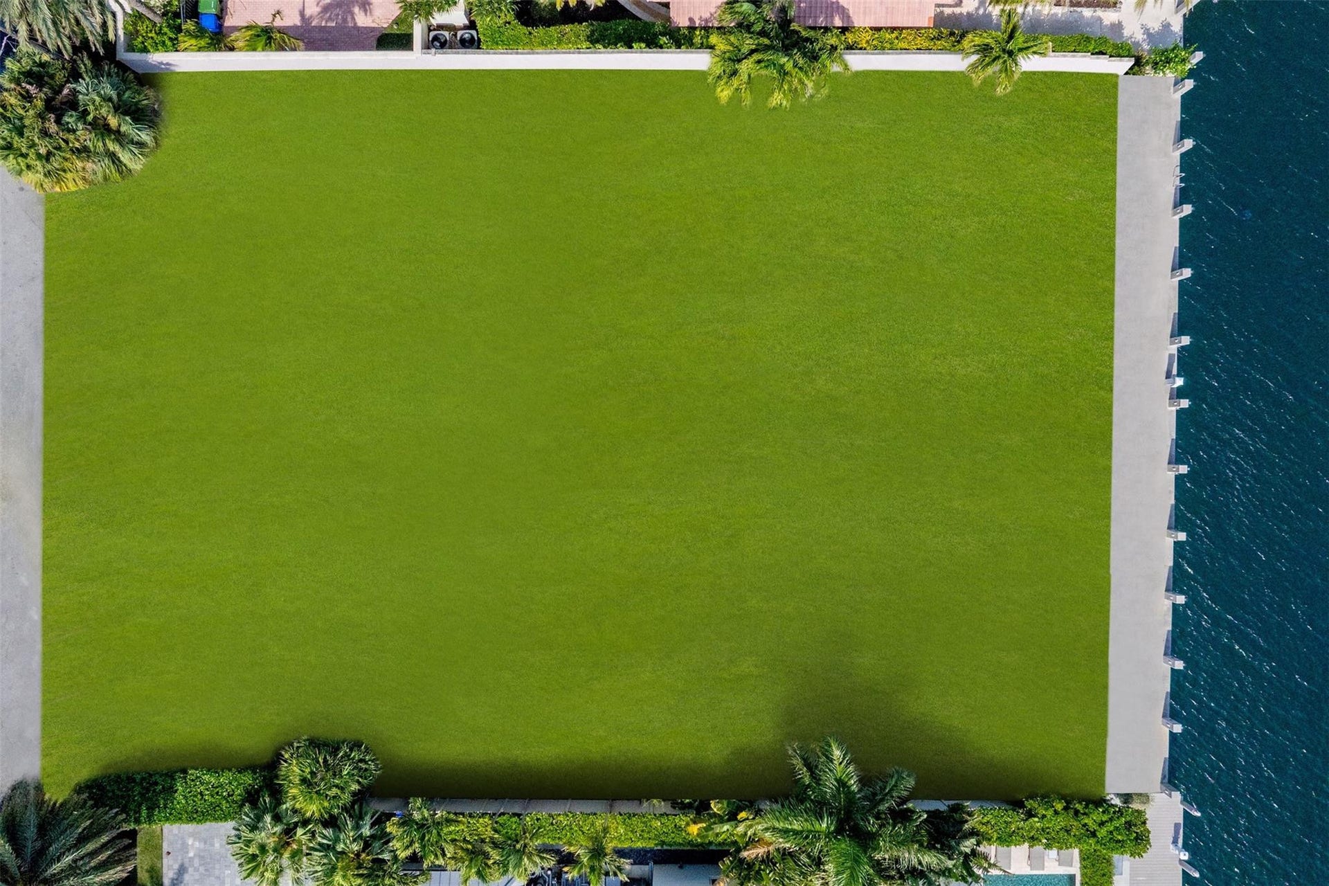 2455 DEL LAGO Drive, Fort Lauderdale, FL 33316 Photo 4