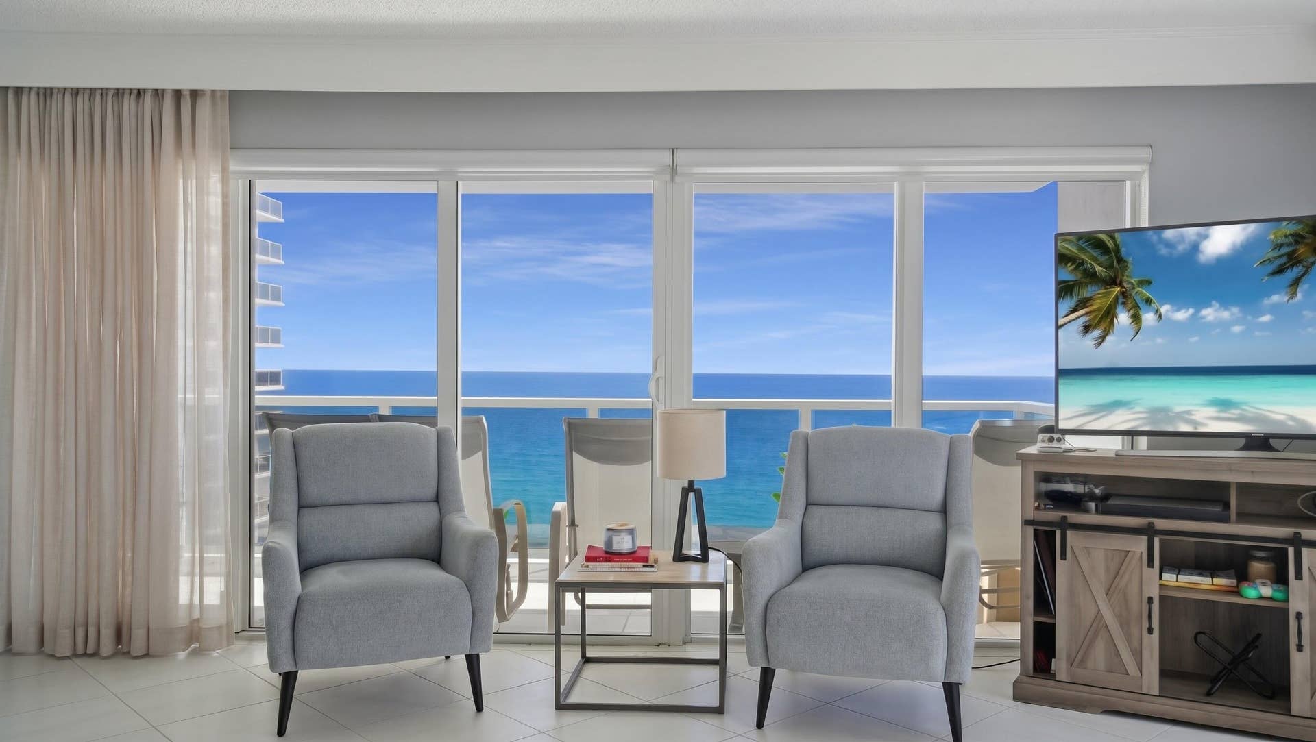 3500 Galt Ocean Drive, #807, Fort Lauderdale, FL 33308 AI virtually decorated