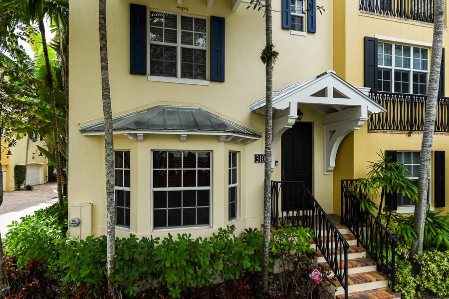 Property photo for 310 Tuxedo Lane, West Palm Beach, FL