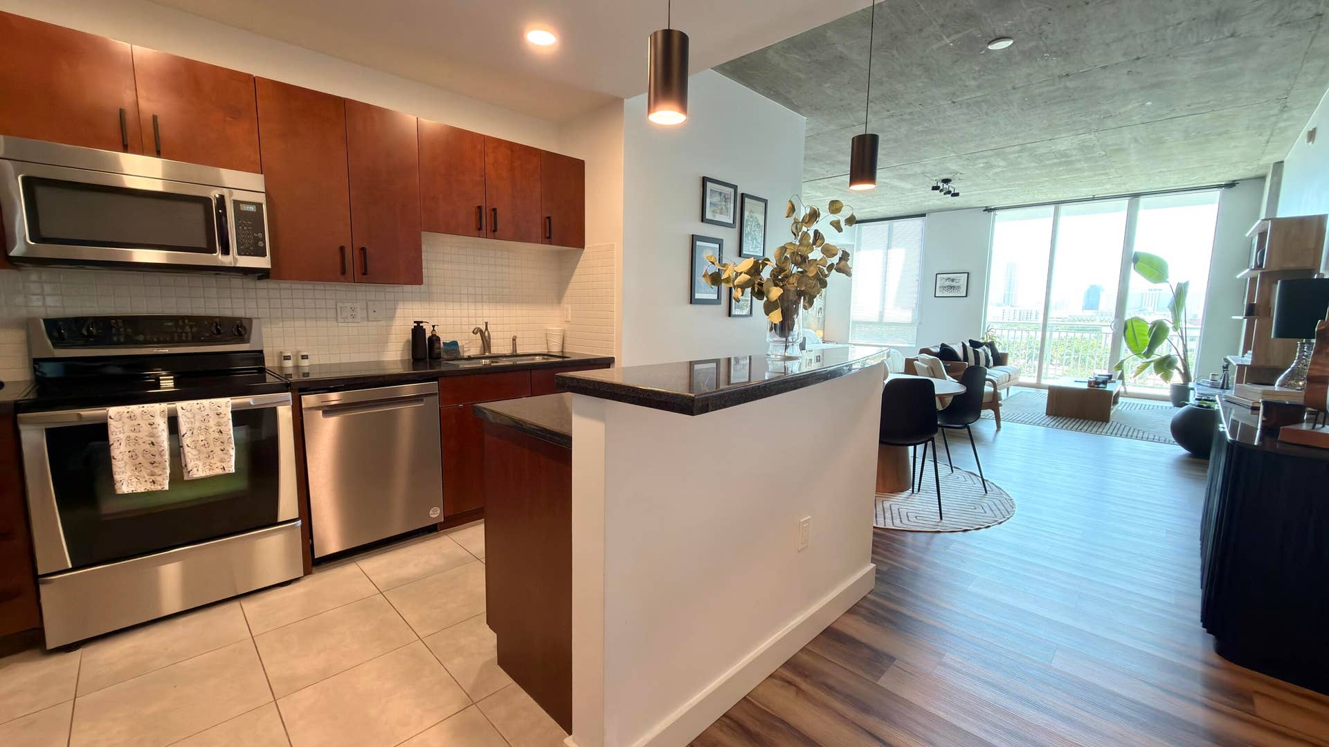 300 S Australian Avenue, #703, West Palm Beach, West Palm Beach, FL 33401 IMG_1624