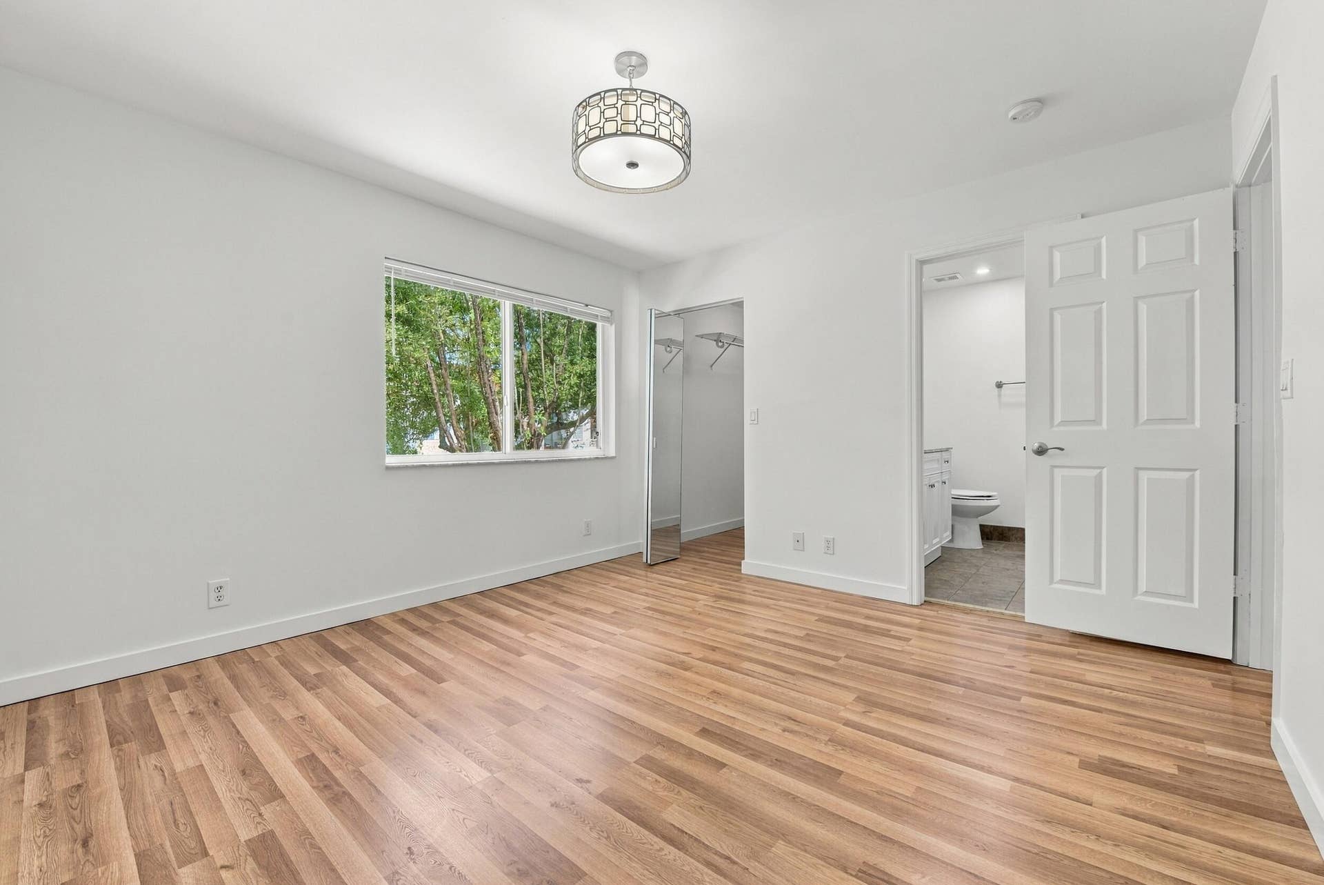 Spacious primary bedroom