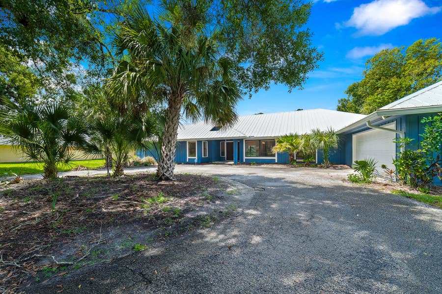 Property photo for 2122 SW Racquet Club Drive, Palm City, FL