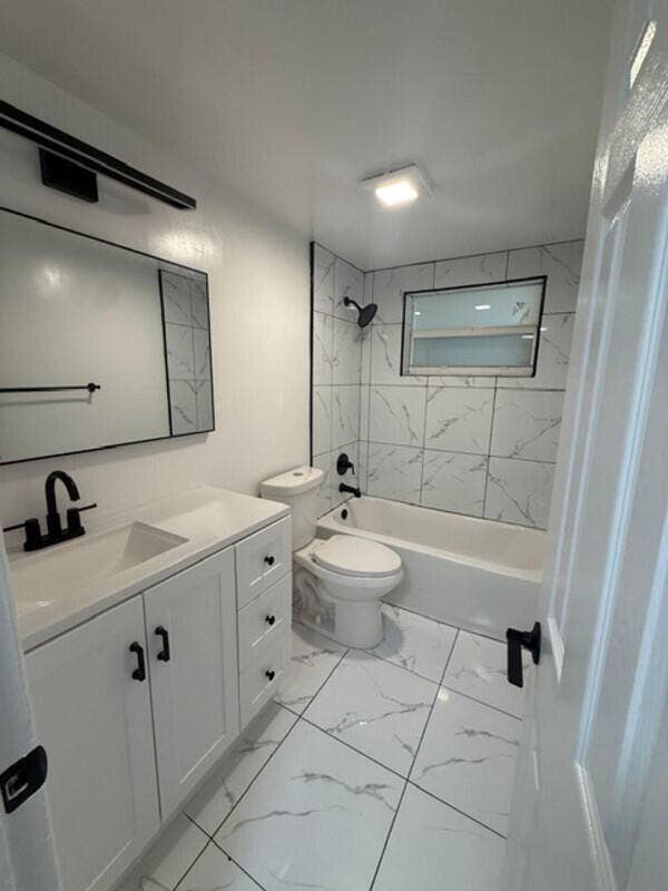 3721 SW 59th Terrace, #5, Davie, FL 33314 421JPG