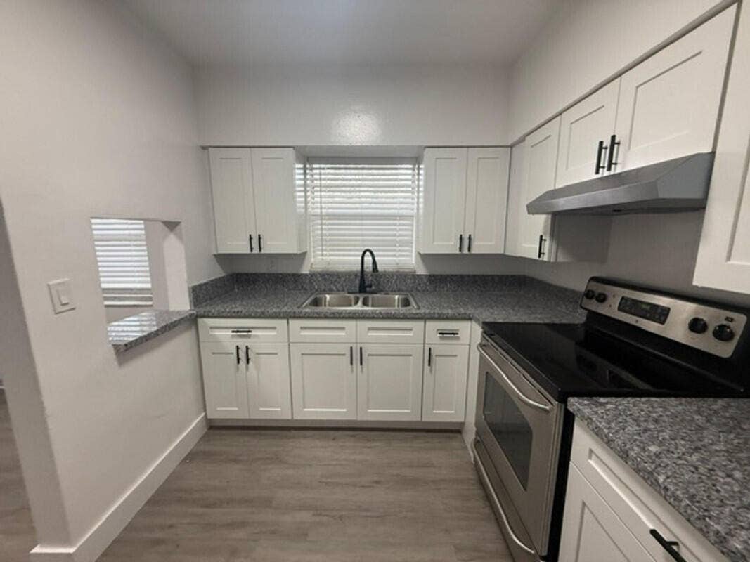 3721 SW 59th Terrace, #5, Davie, FL 33314 253JPG