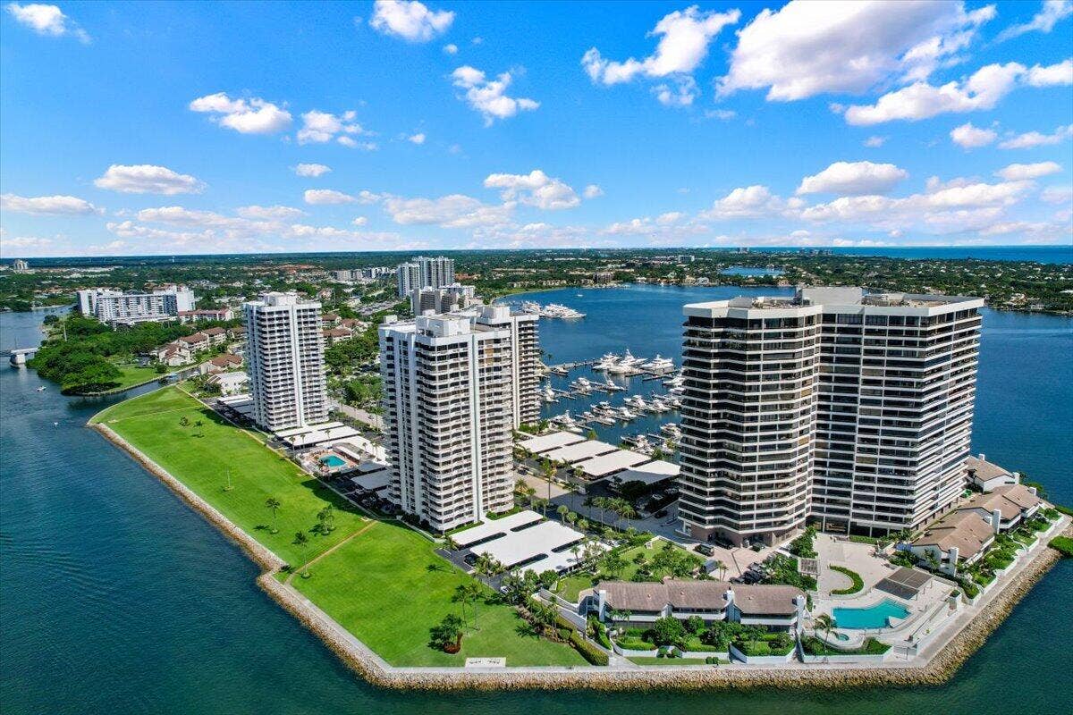 100 Lakeshore Drive, #558, North Palm Beach, FL 33408 44-DJI_0006