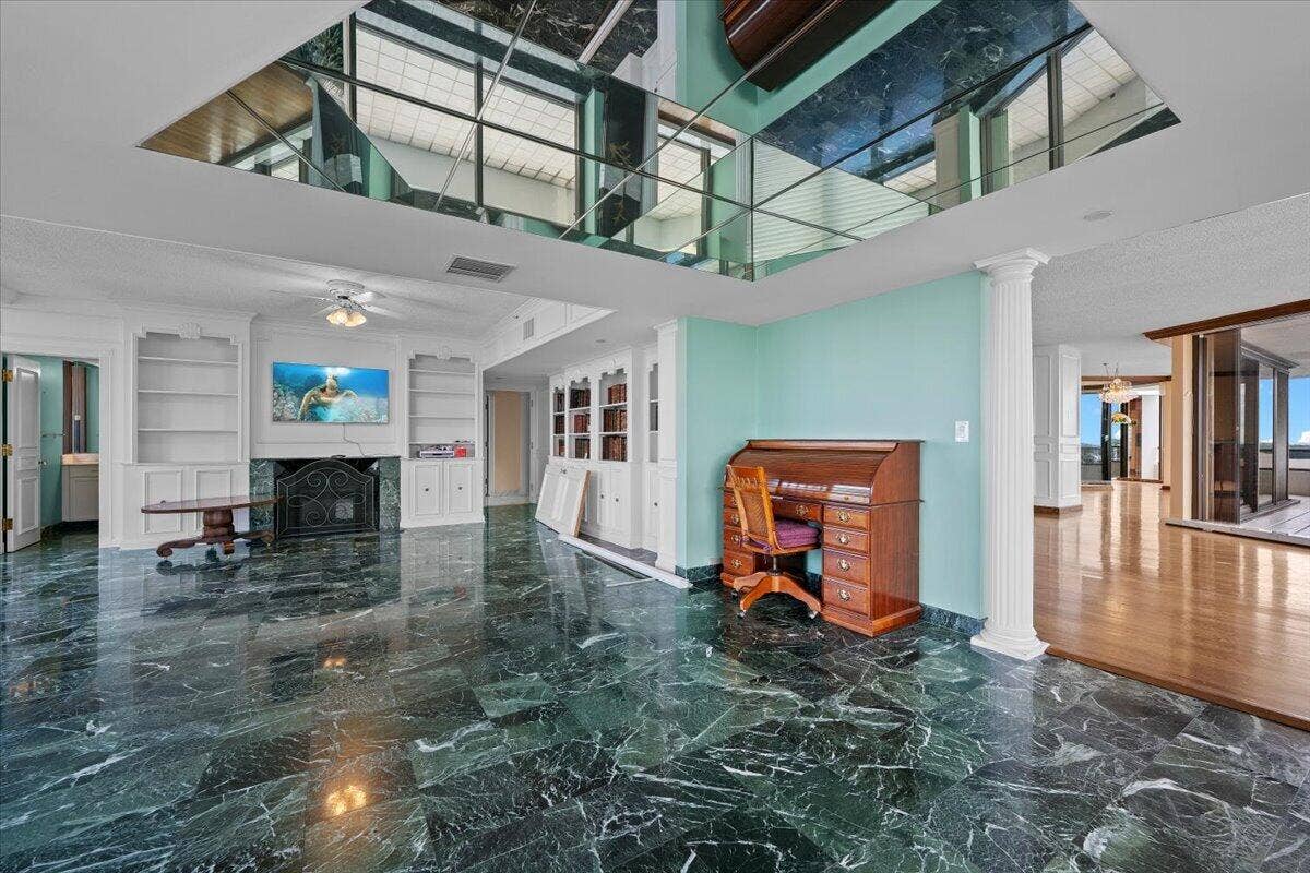 100 Lakeshore Drive, #558, North Palm Beach, FL 33408 20-LUX_9703.jpg1
