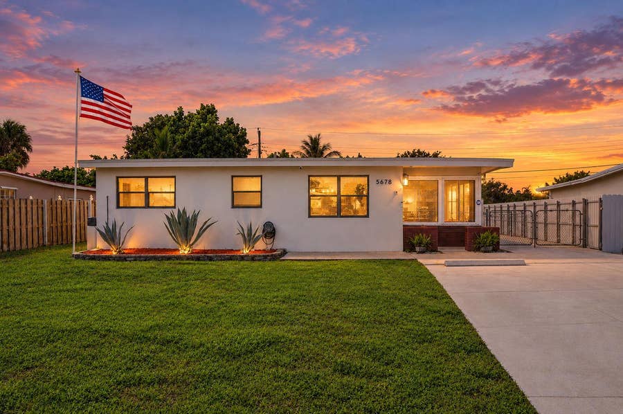 Property photo for 5678 Cinnamon Drive, West Palm Beach, FL