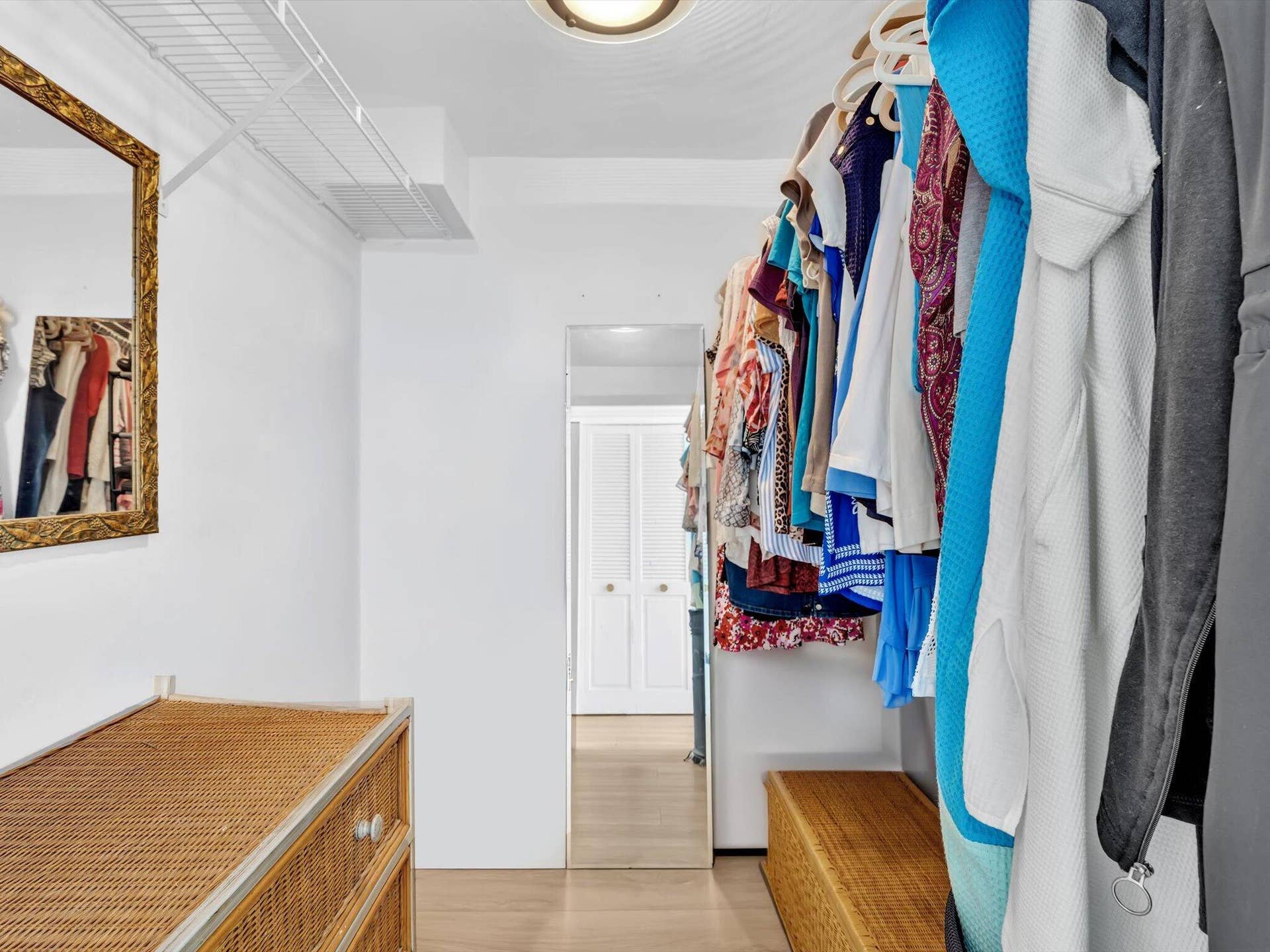 3300 NE 36th Street, #912, Fort Lauderdale, FL 33308 Walk in closet