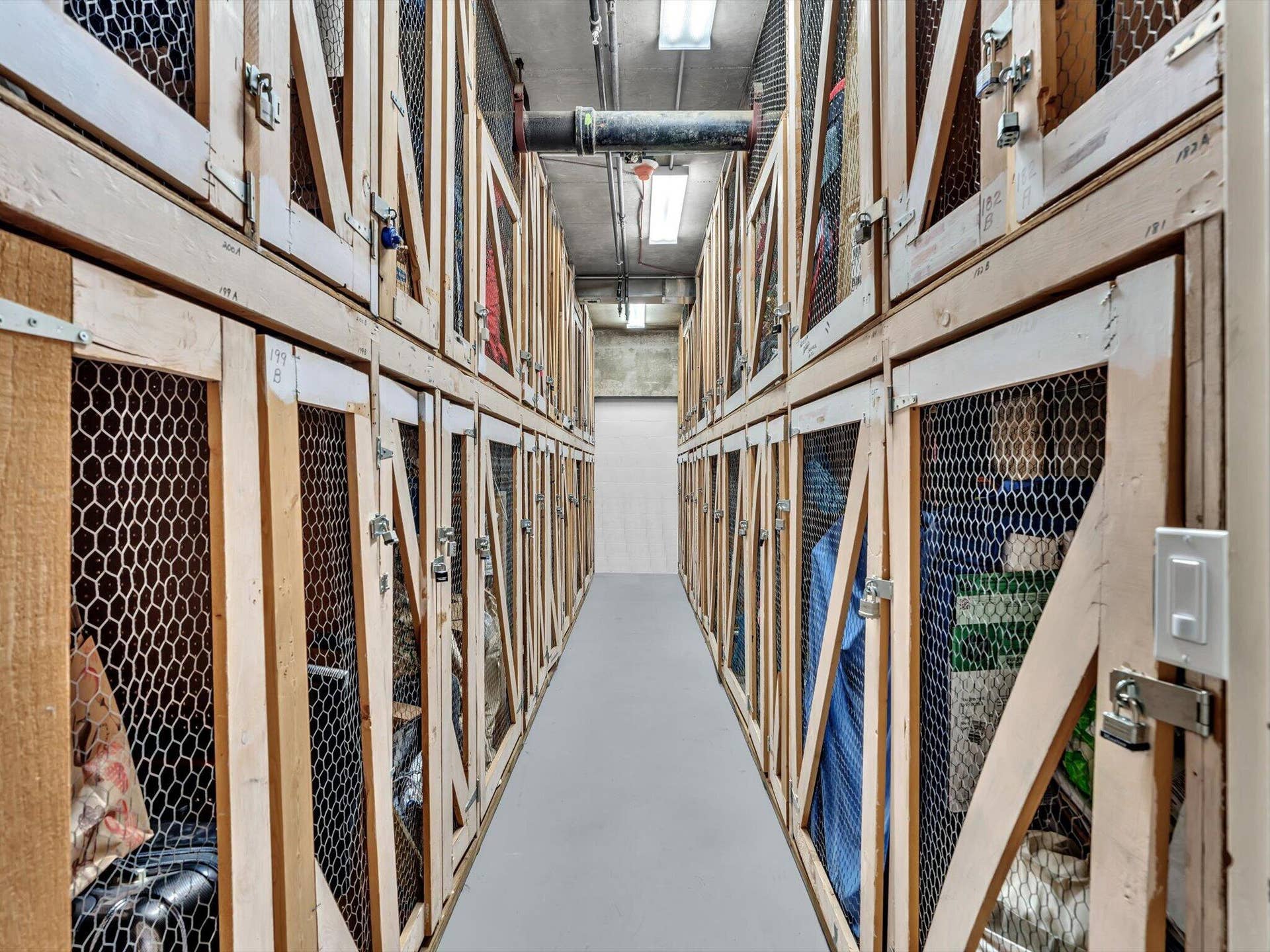 3300 NE 36th Street, #912, Fort Lauderdale, FL 33308 Extra storage