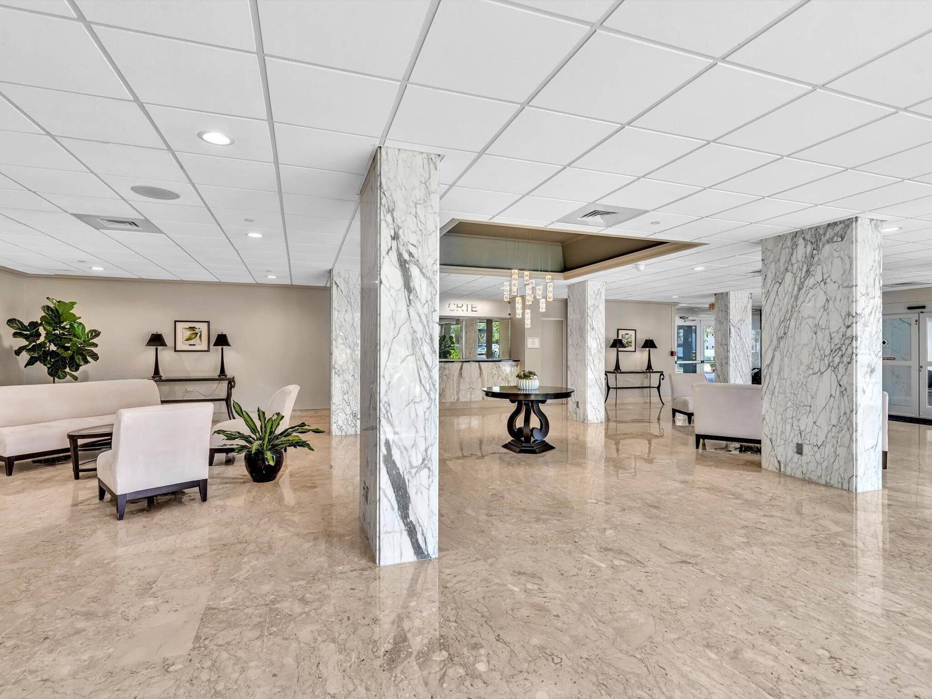 3300 NE 36th Street, #912, Fort Lauderdale, FL 33308 Lobby