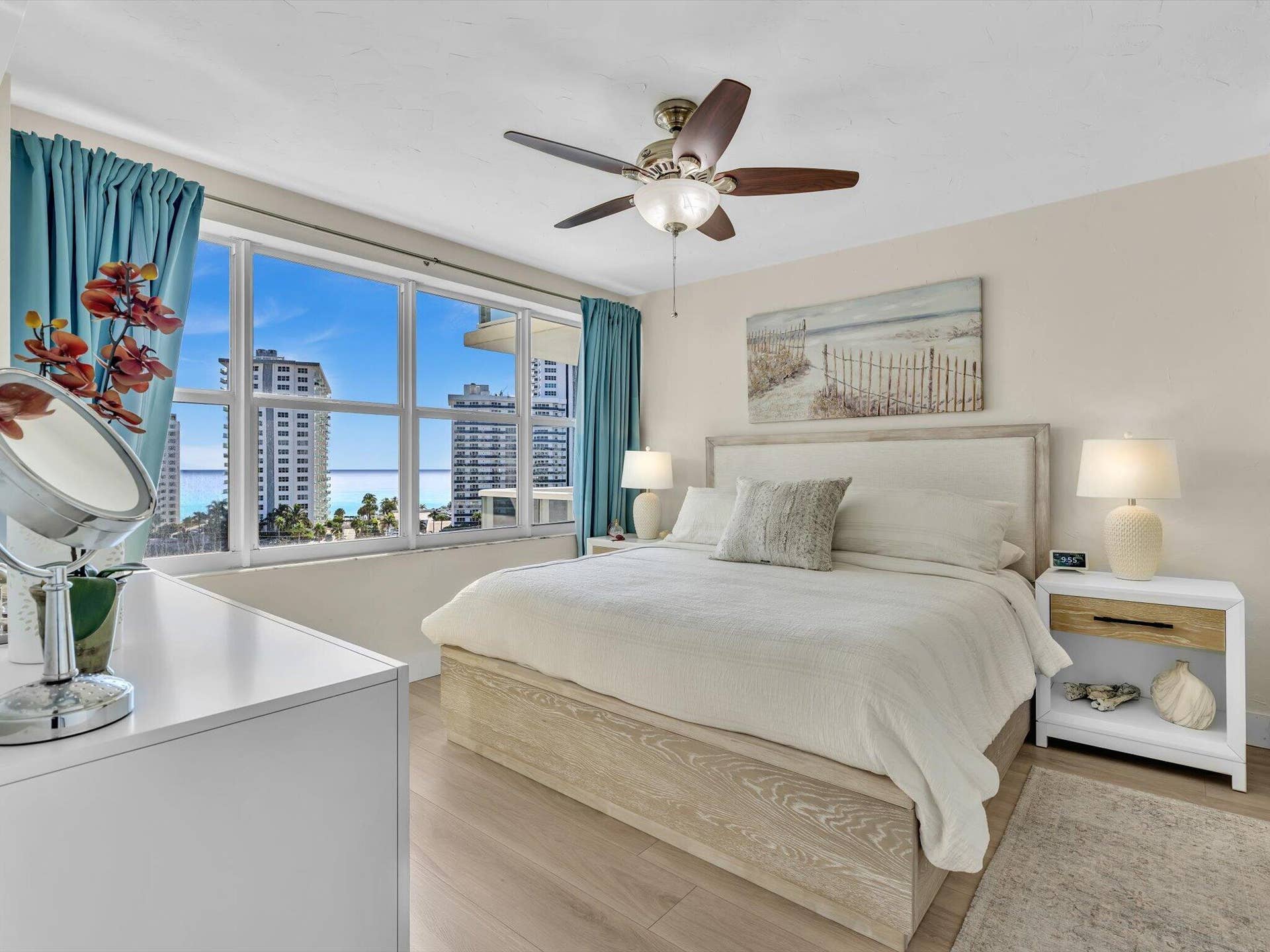 3300 NE 36th Street, #912, Fort Lauderdale, FL 33308 Primary bedroom