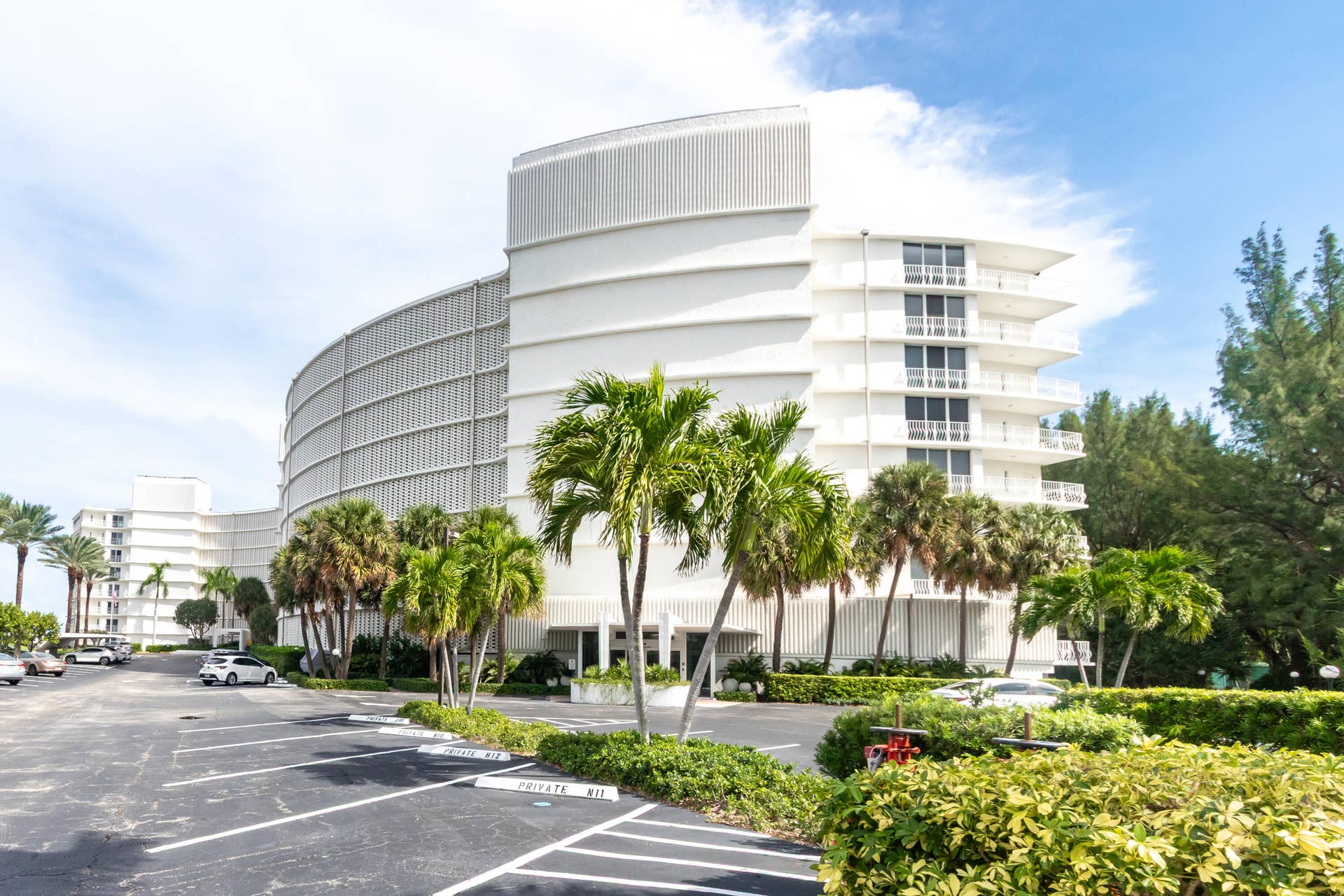 2774 S. Ocean Boulevard