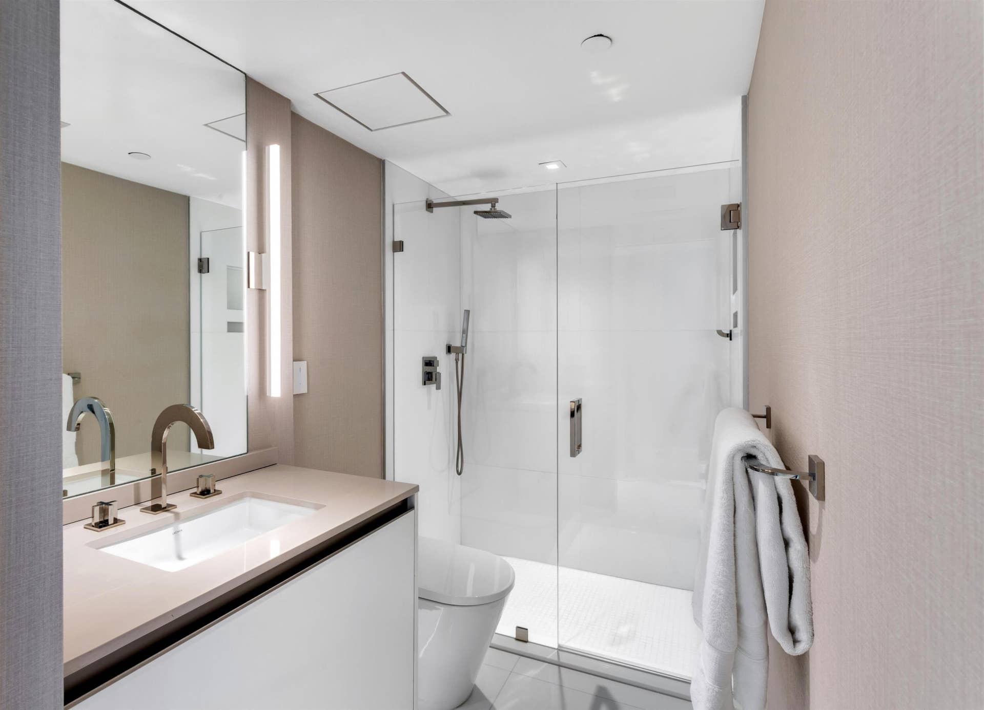 3440 S OCEAN Boulevard, #708S, Palm Beach, FL 33480 BATHROOM_1_EB