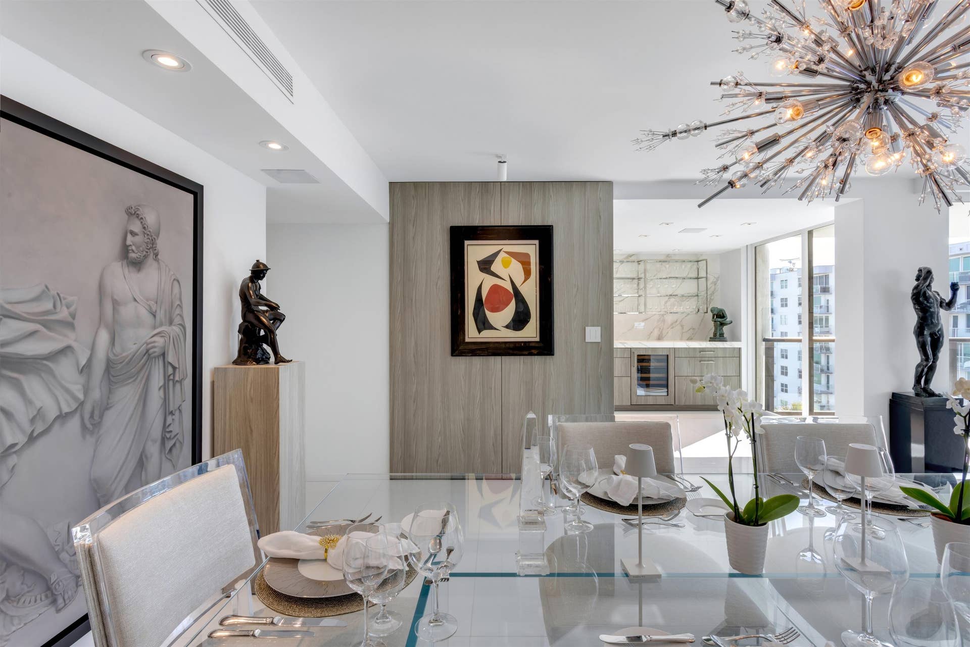 3440 S OCEAN Boulevard, #708S, Palm Beach, FL 33480 DINING_DETAIL_STRAIGHT_EB