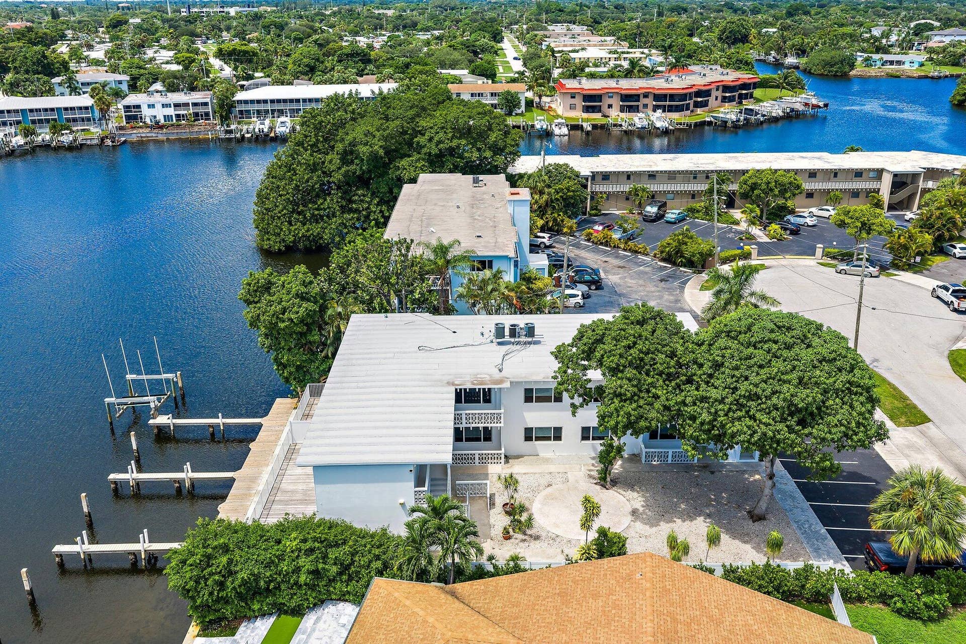 624 Southwind Circle, #1, North Palm Beach, FL 33408 016-624SouthwindCir-NorthPalmBeach-SMALL