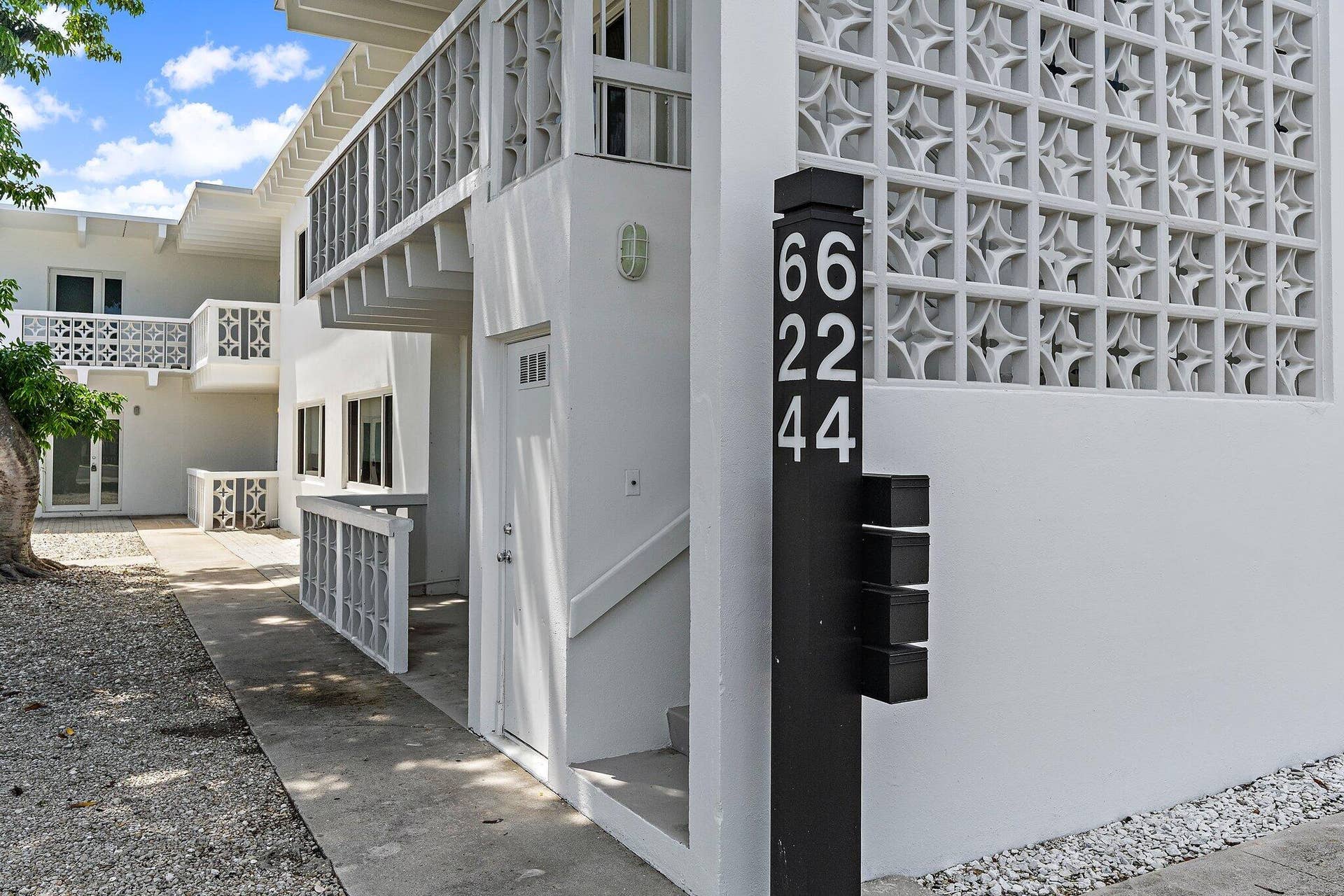 624 Southwind Circle, #1, North Palm Beach, FL 33408 028-624SouthwindCir-NorthPalmBeach-SMALL