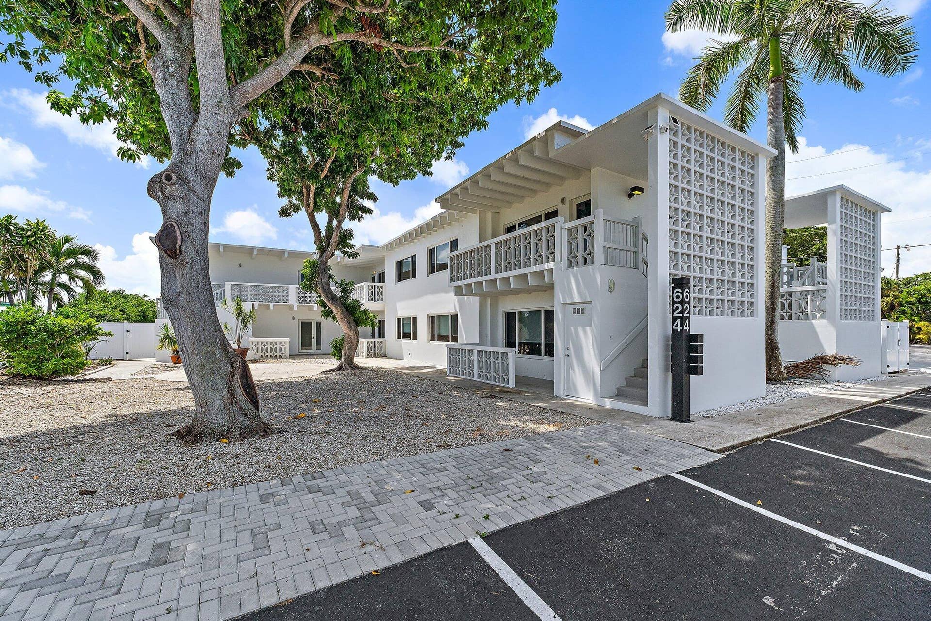 624 Southwind Circle, #1, North Palm Beach, FL 33408 027-624SouthwindCir-NorthPalmBeach-SMALL