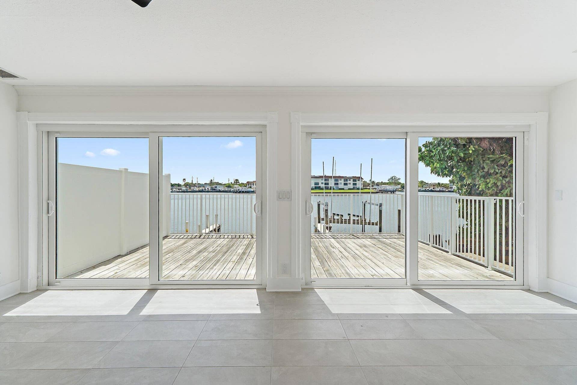 080-624SouthwindCir-NorthPalmBeach-SMALL
