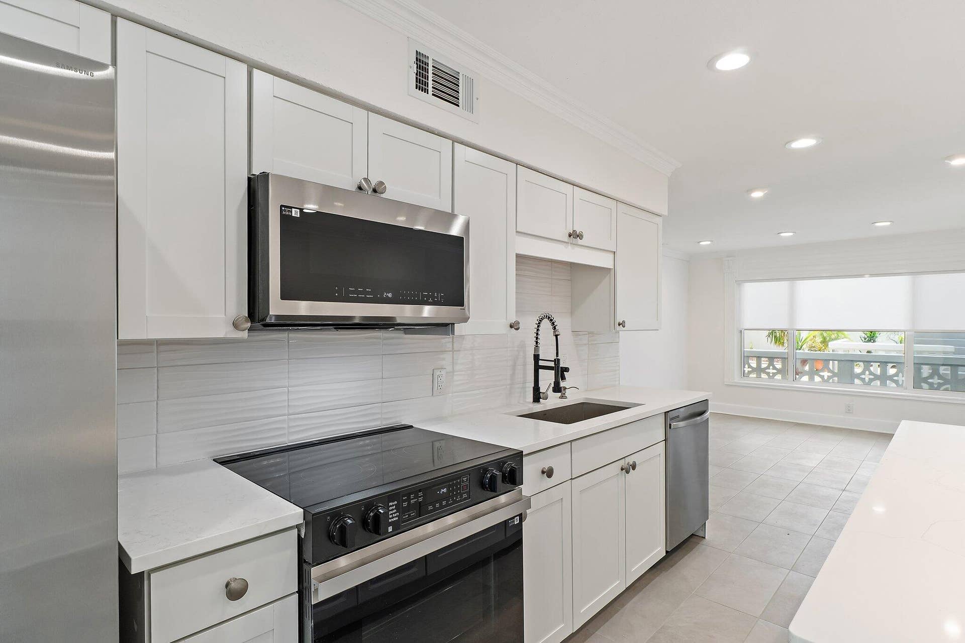 076-624SouthwindCir-NorthPalmBeach-SMALL