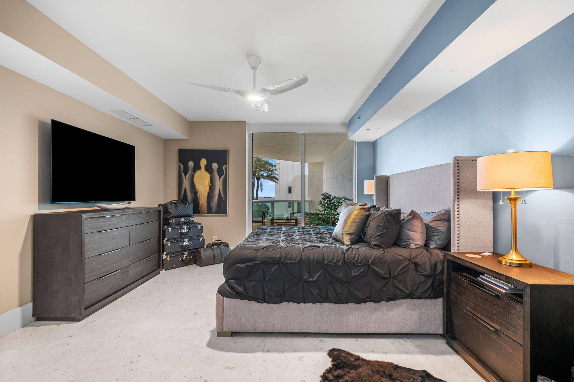 101 S Fort Lauderdale Beach Boulevard, #702, Fort Lauderdale, FL 33316 27-web-or-mls-A7R01674 copy