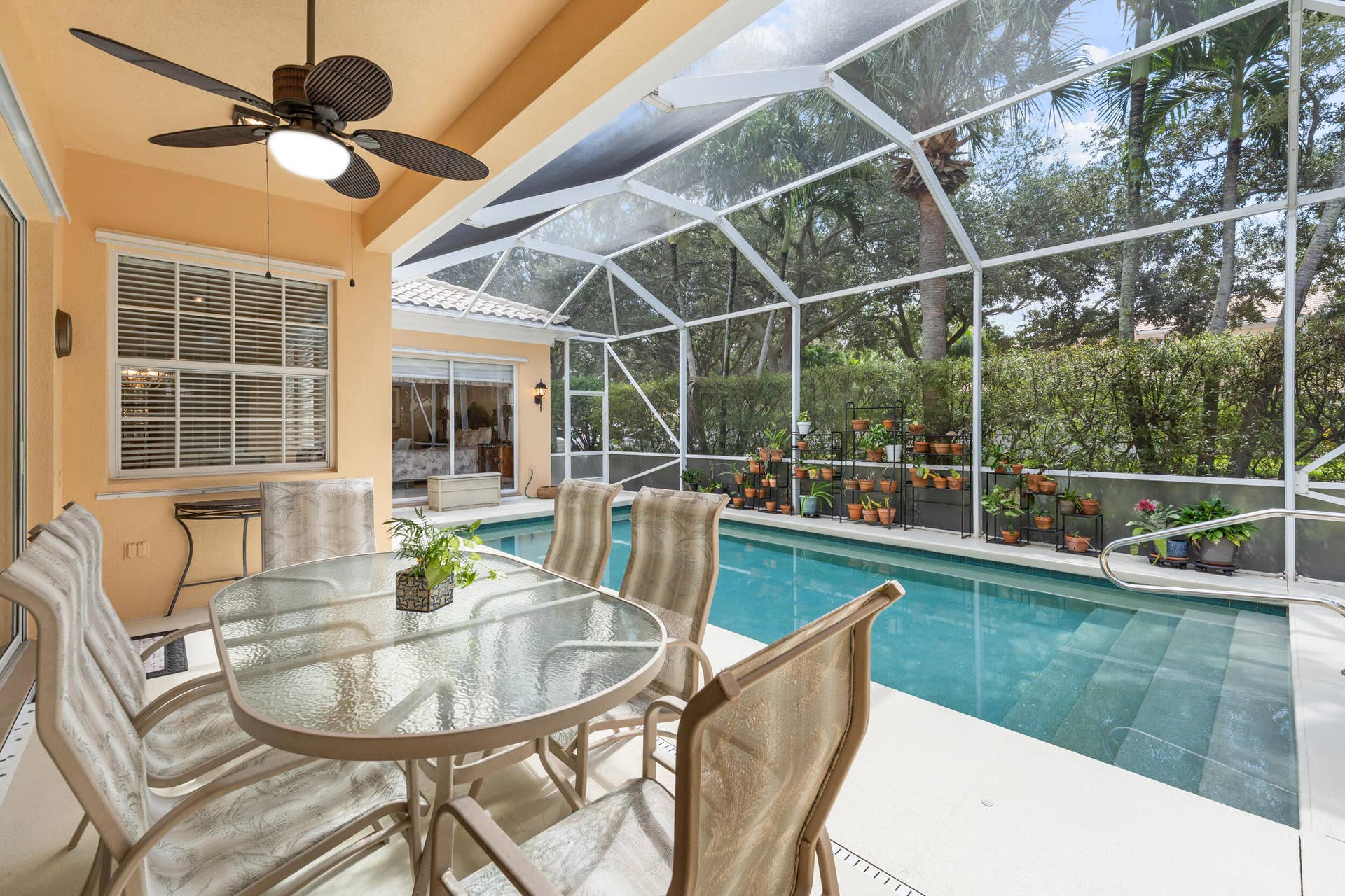 3723 Community Drive, Jupiter, FL 33458 Screened in Pool