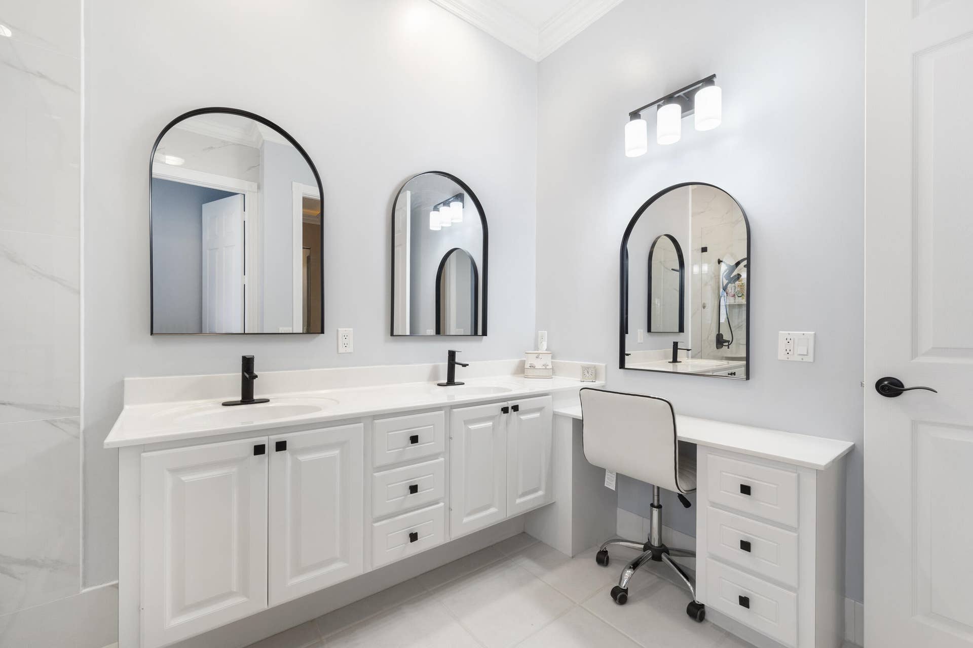 3723 Community Drive, Jupiter, FL 33458 Primary Bath