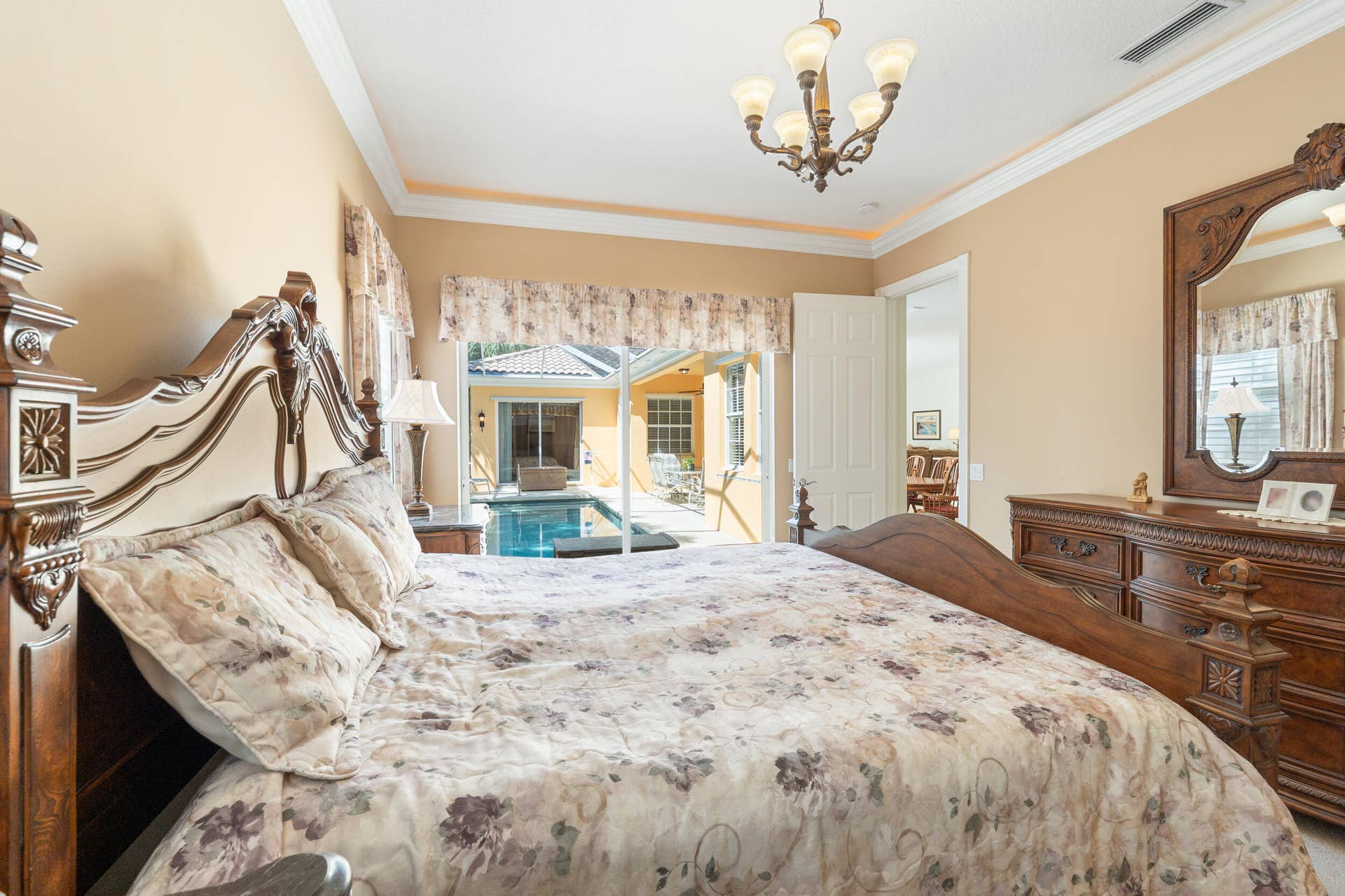 3723 Community Drive, Jupiter, FL 33458 Primar Bedroom