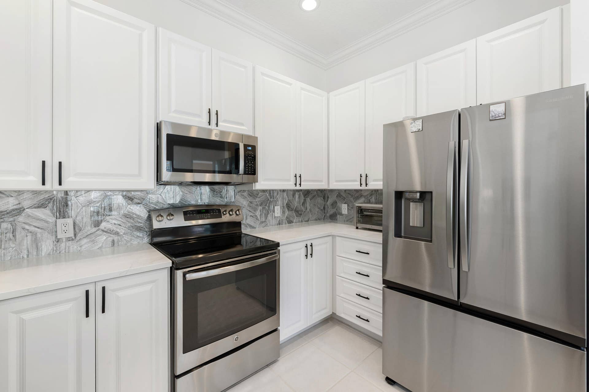 3723 Community Drive, Jupiter, FL 33458 Kitchen