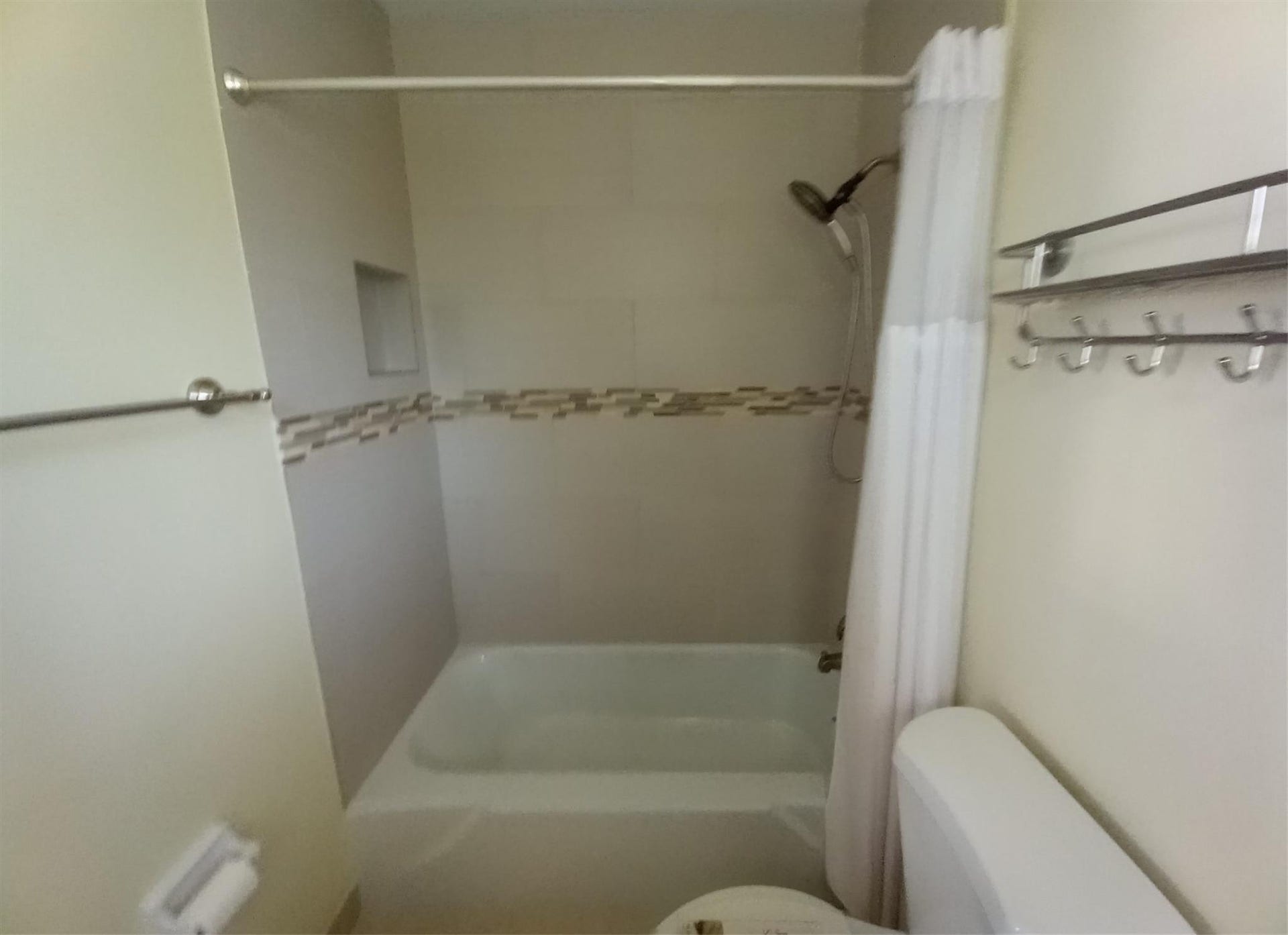2100 NE 38th Street, #218, Lighthouse Point, FL 33064 Photo 11
