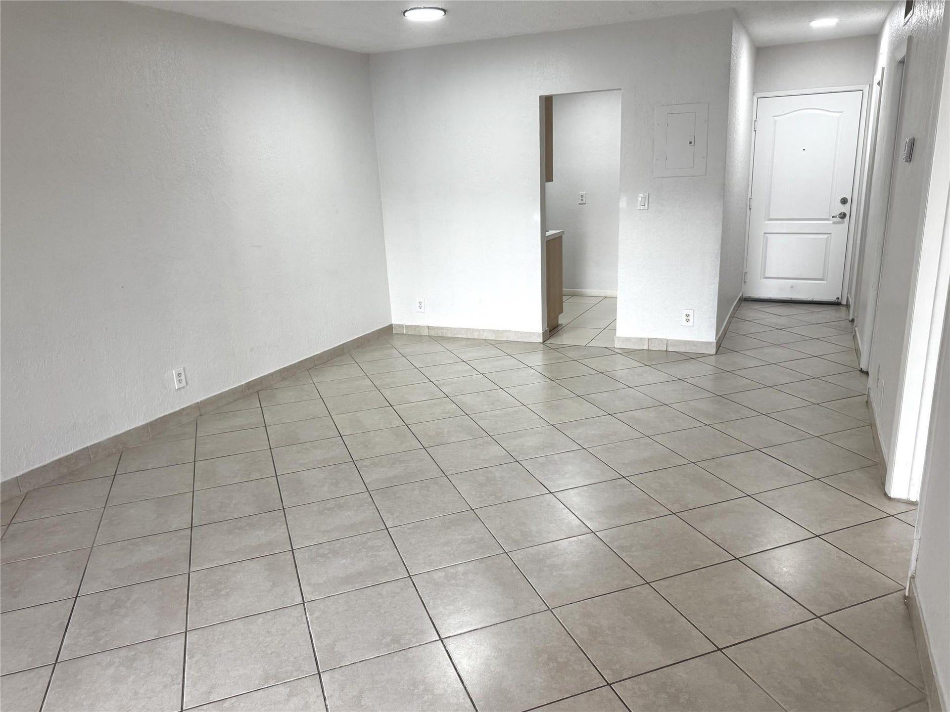 770 SE 2ND Avenue, #A107, Deerfield Beach, FL 33441 Photo 2