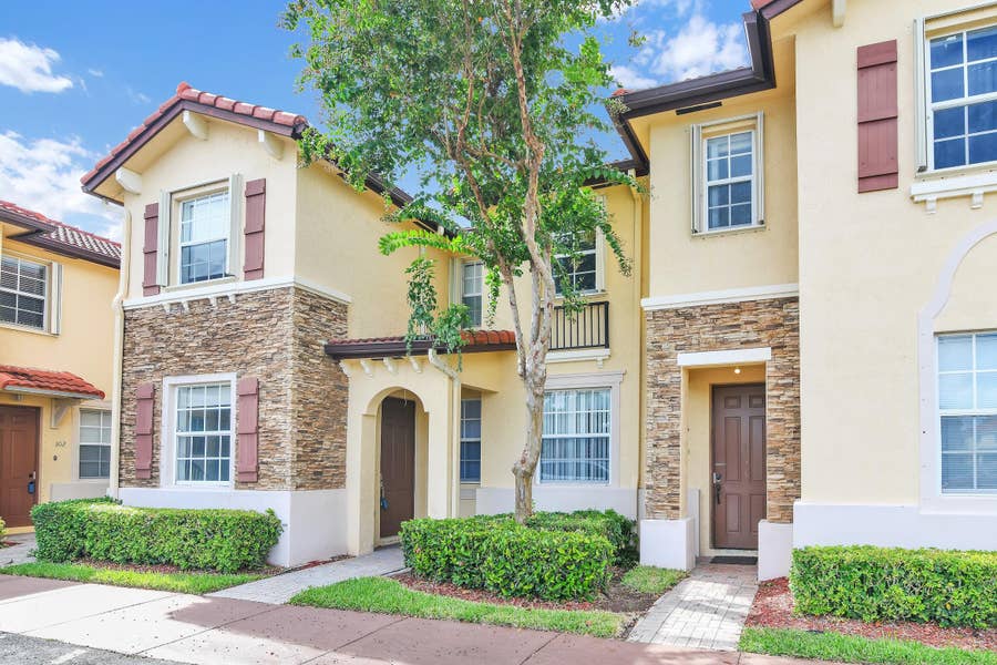 Property photo for 1720 NE 33 Avenue, #105-5, Homestead, FL