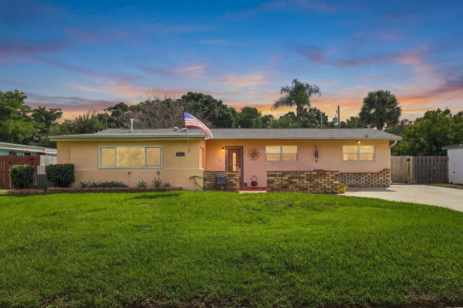 Property photo for 1511 HEDRICK Drive, Melbourne, FL