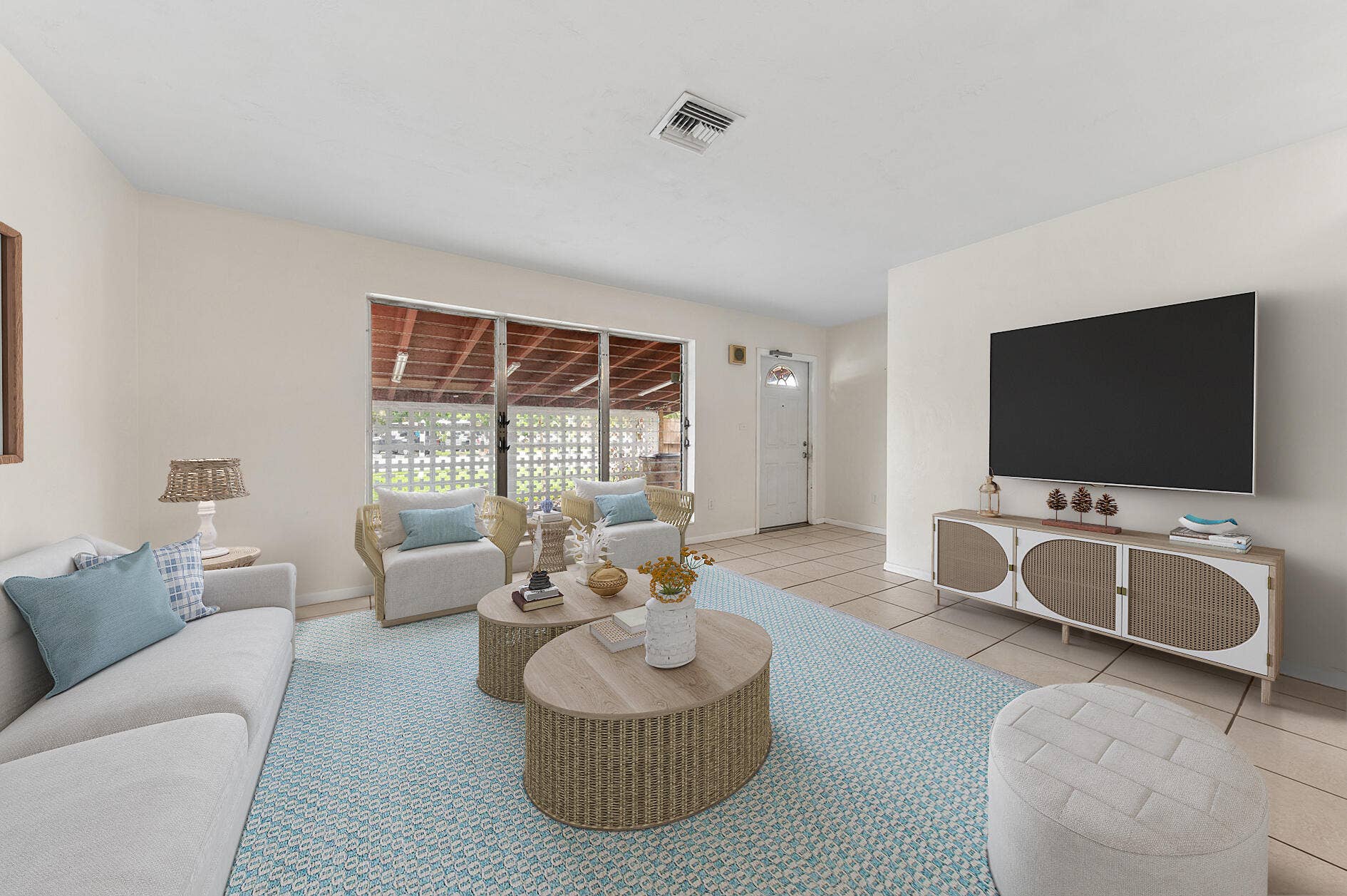 4700 NE 2ND Way, Deerfield Beach, FL 33064 Living Room