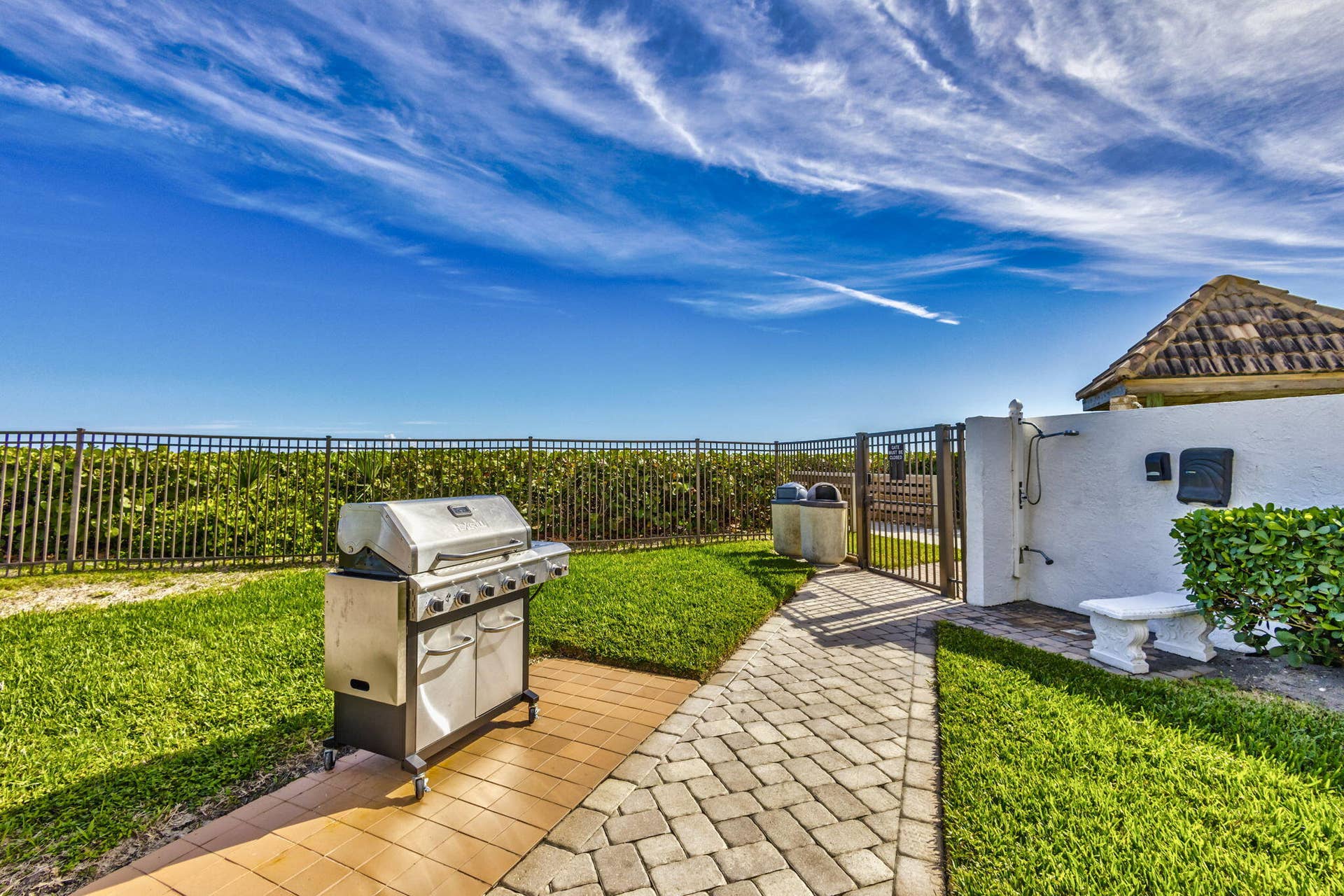 600 Ocean Drive, #9A, Juno Beach, FL 33408 84-web-or-mls-74_5d1a6120_1_2_3_4