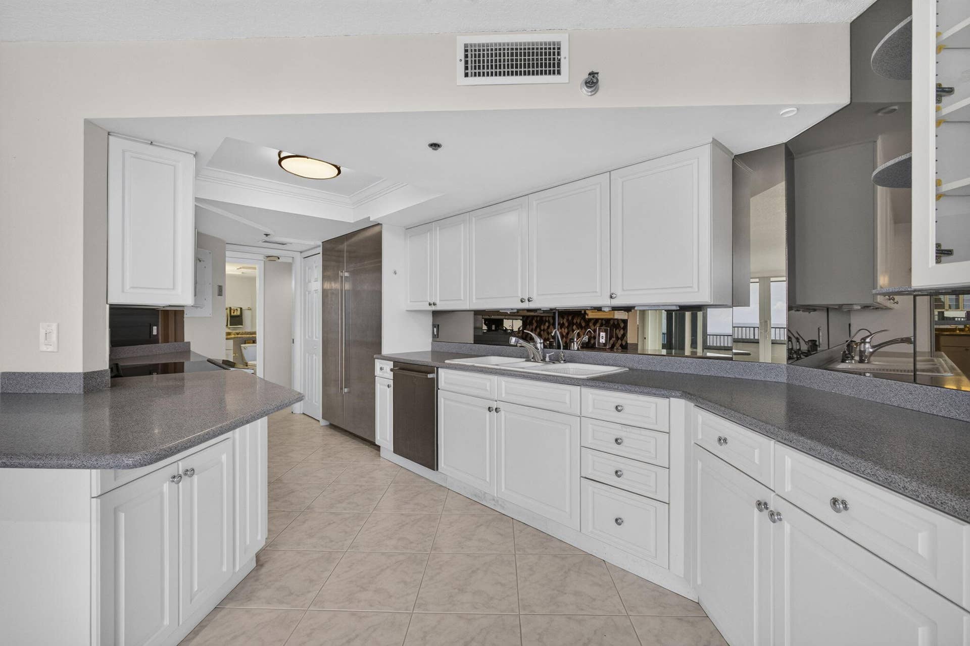 600 Ocean Drive, #9A, Juno Beach, FL 33408 32-web-or-mls-5D1A7807